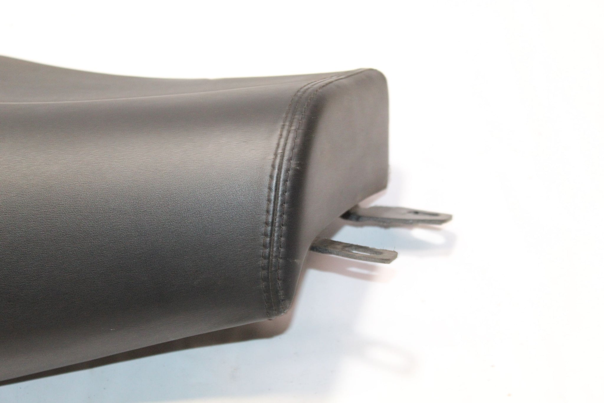 2011 RANGE ROVER VOGUE L322 Right side Rear C Pillar Trim