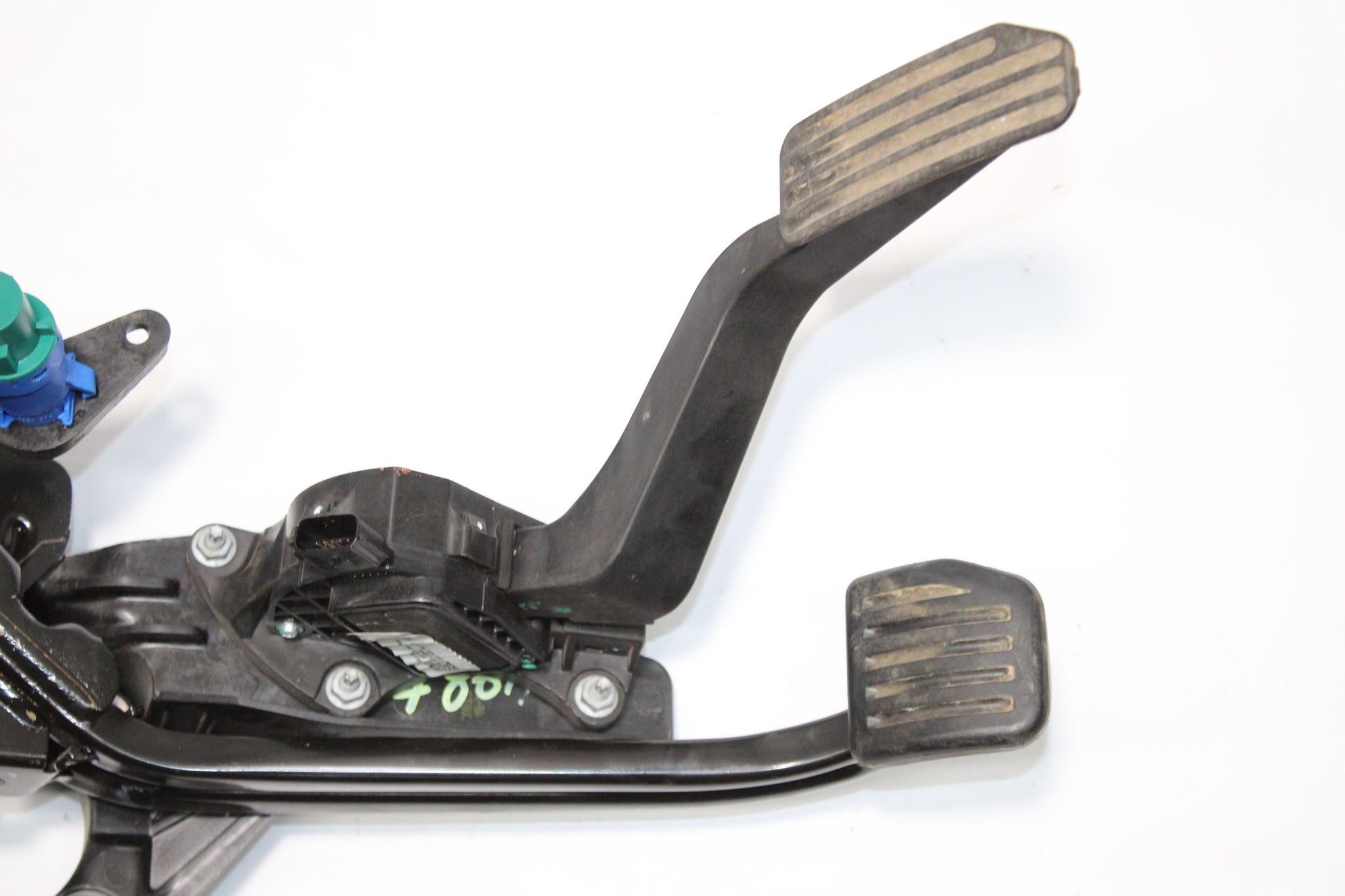 2016 RANGE ROVER EVOQUE 2.0 Brake and Accelerator Pedal FK72-9F836-DB