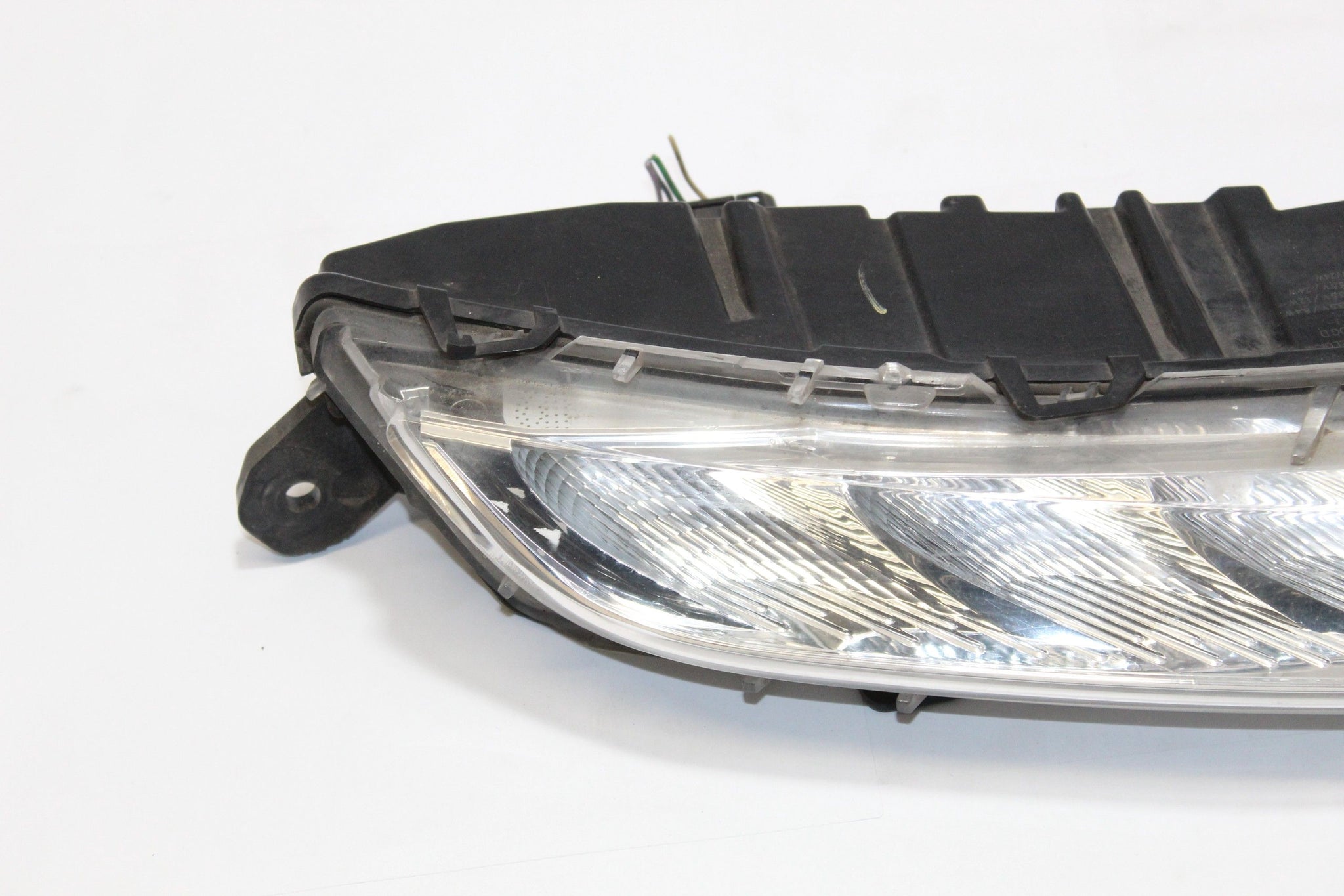 2015 CITROEN C4 Right side Front Day Time Running Light 9676036280
