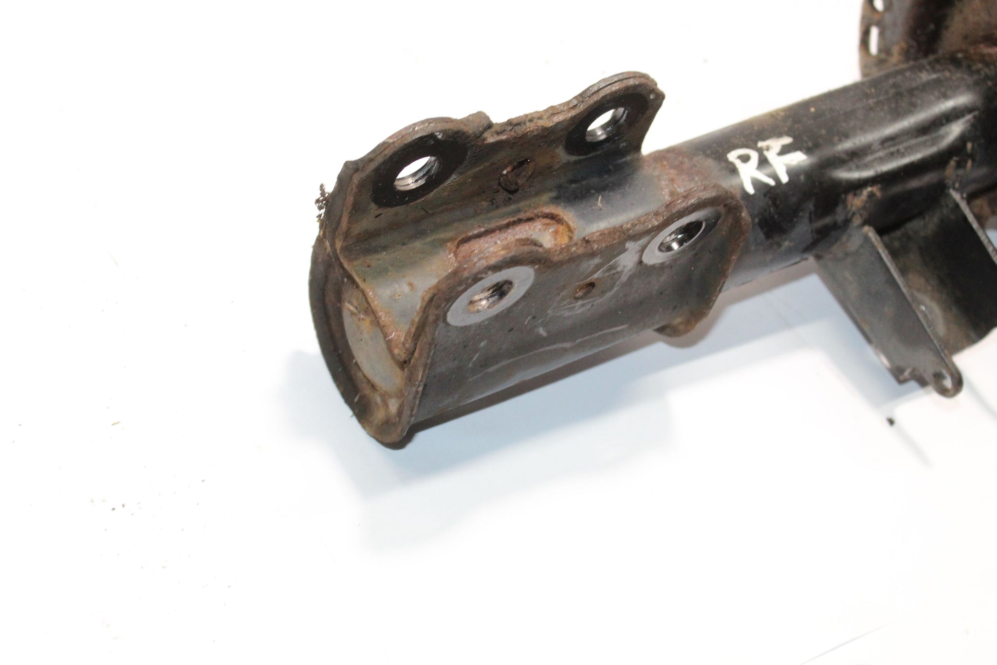 2012 MERCEDES B CLASS W246 RIGHT SIDE FRONT SUSPENSION LEG STRUT A2463209013