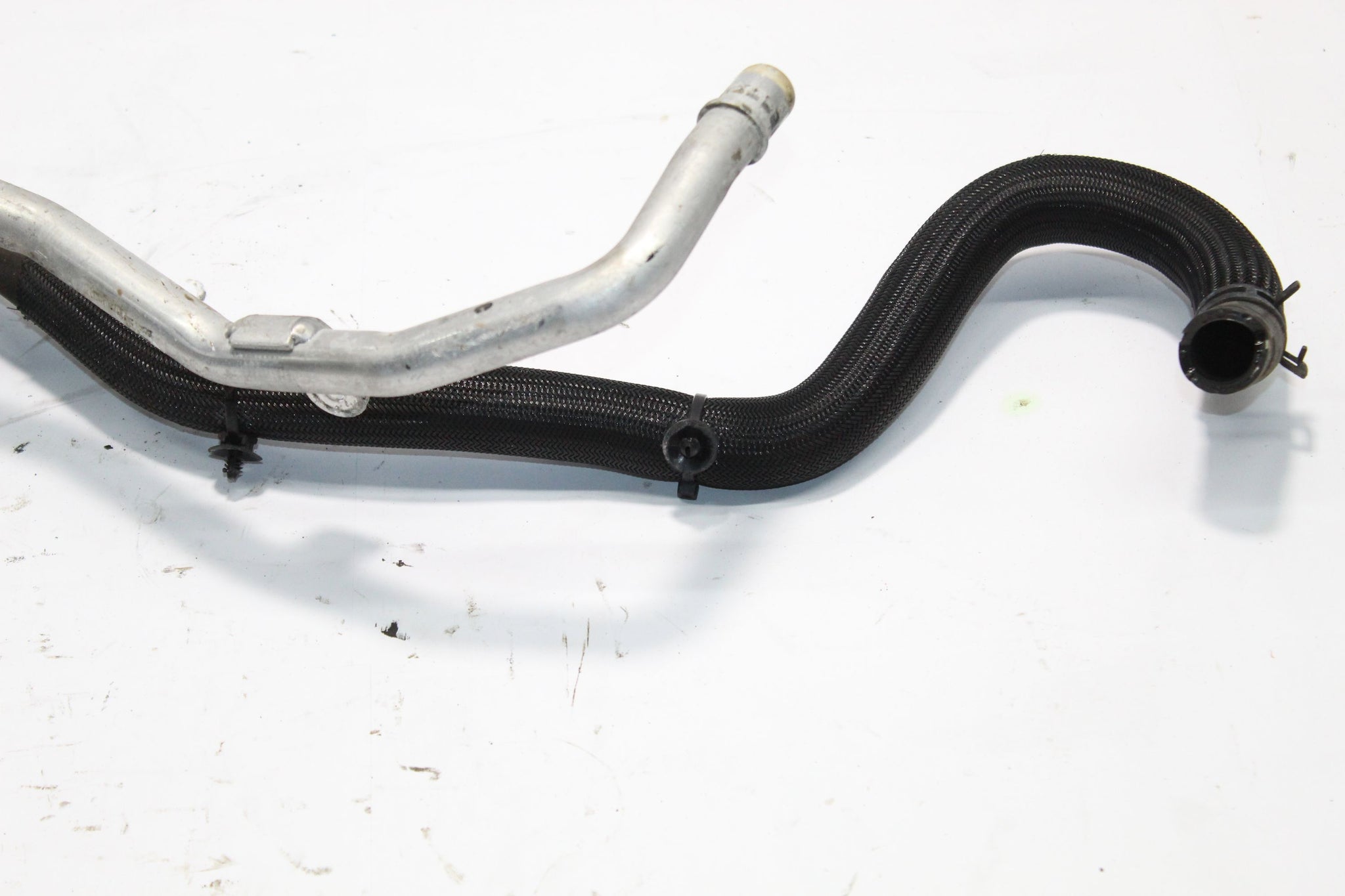 2016 RANGE ROVER EVOQUE 2.0 Coolant Pipe