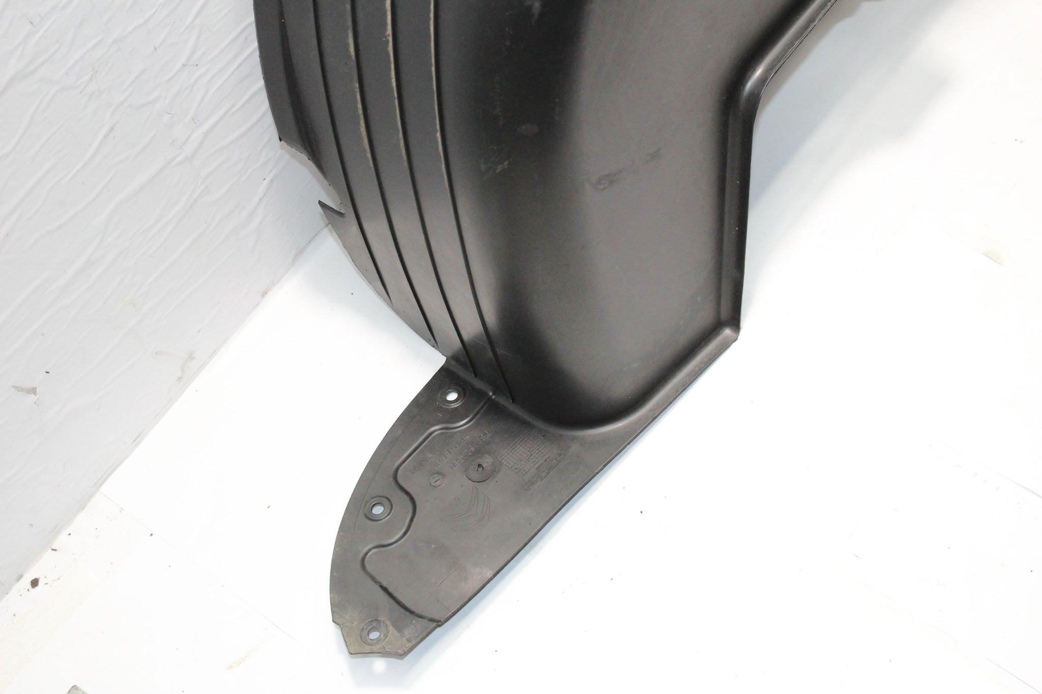 2018 CITROEN C4 CACTUS Left side Rear Splash Guard
