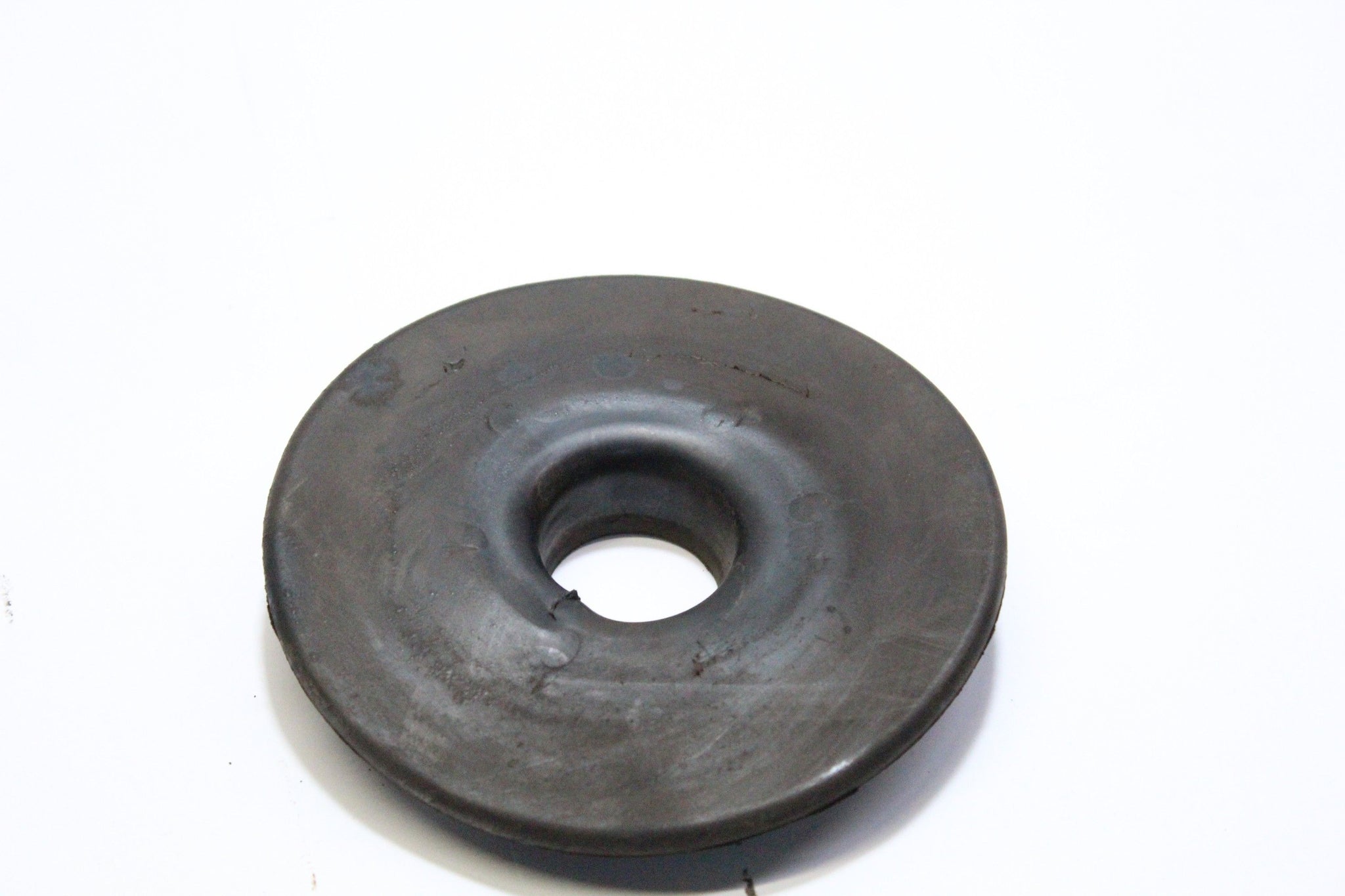 2006 BMW Z4 2.0 Rear Coil Spring Lower Rubber Pad Pair 1136385