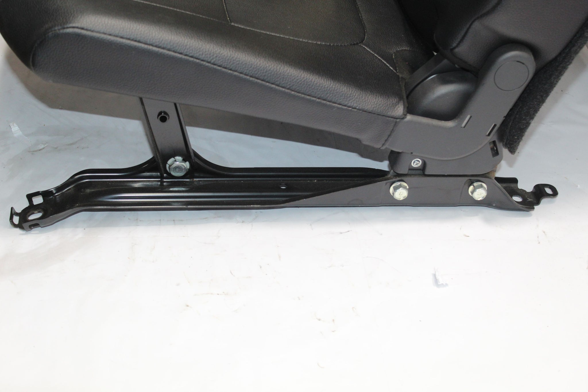 2014 MITSUBISHI OUTLANDER MK3 3rd Row Seat Set