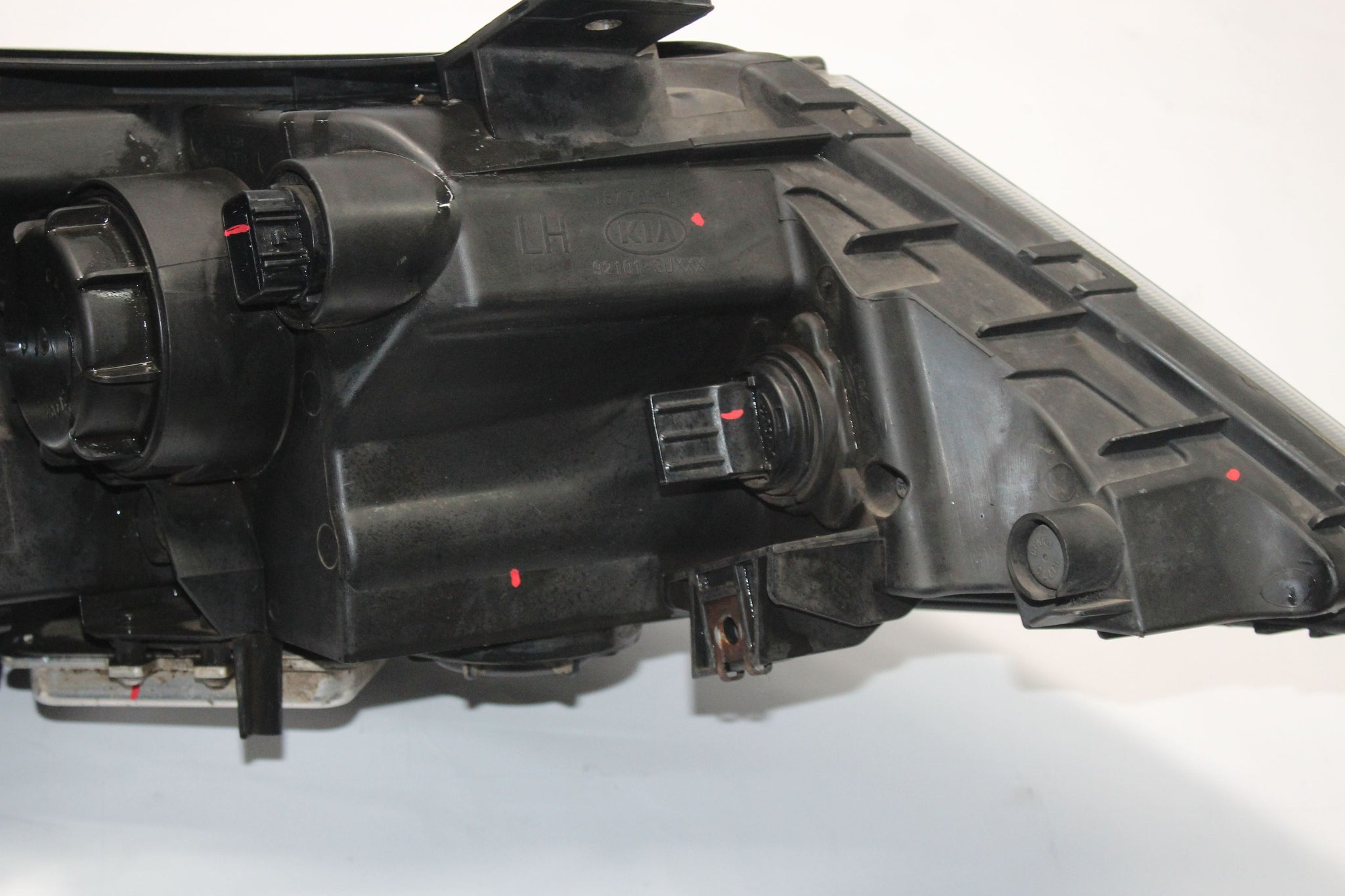2014 KIA SPORTAGE Left side XENON Headlight 921013U310