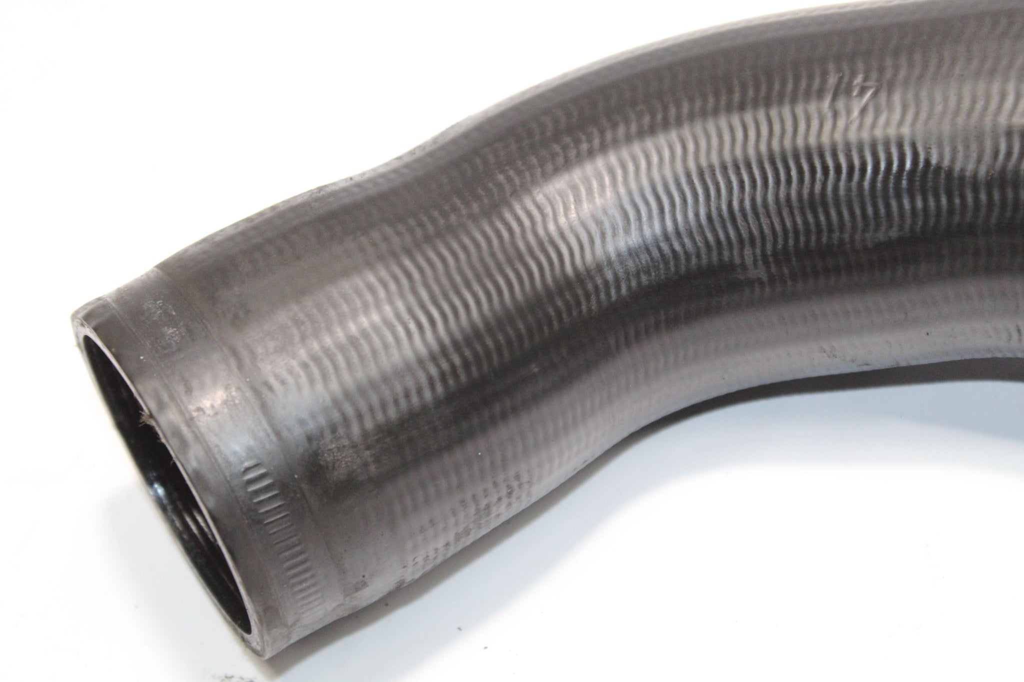 2011 RANGE ROVER VOGUE 4.4 L322 Intercooler Pipe BH42-9F072-AC