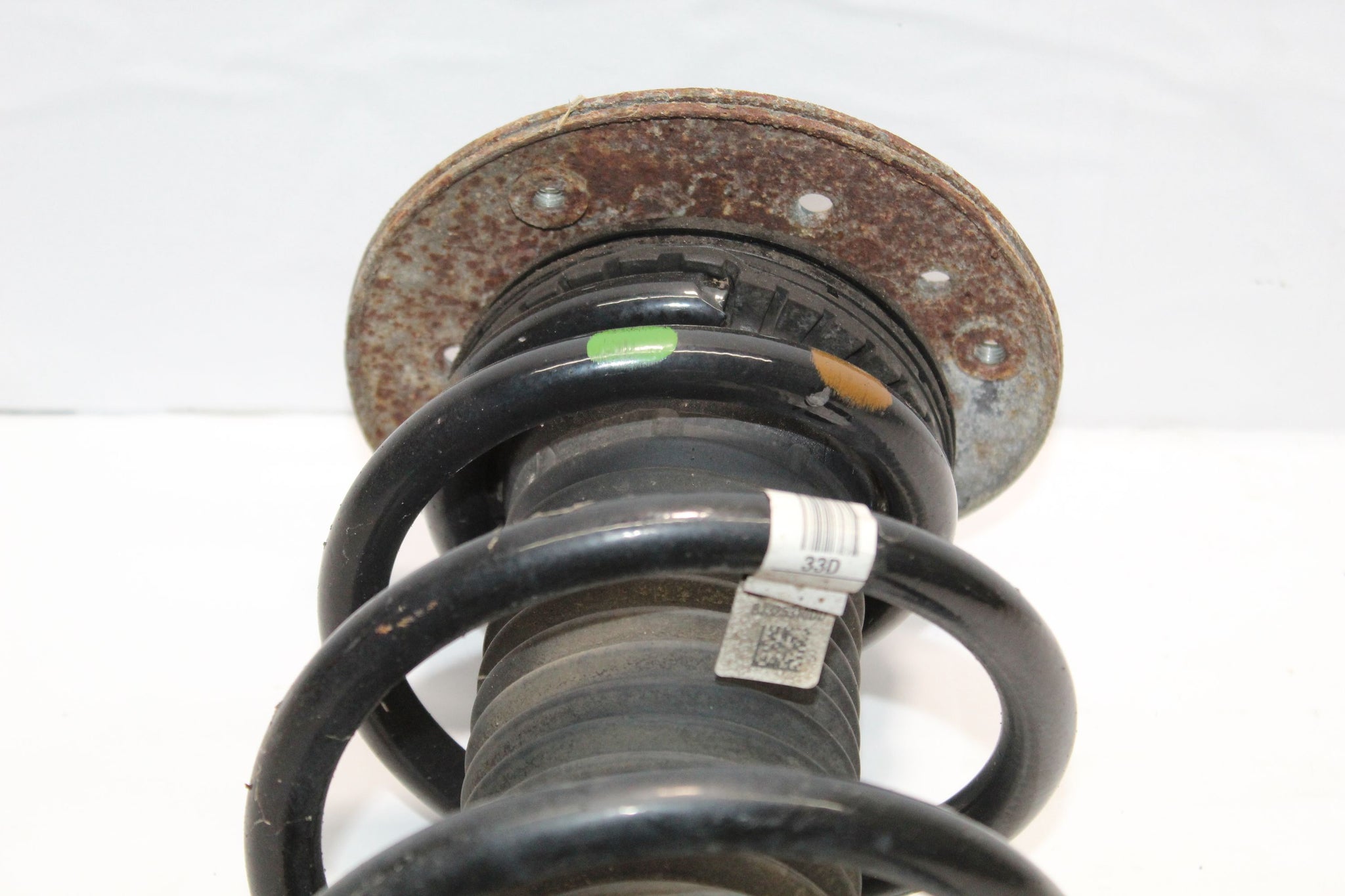 2016 RANGE ROVER EVOQUE 2.0 Left side Front Suspension Leg GJ32-18K001-AA