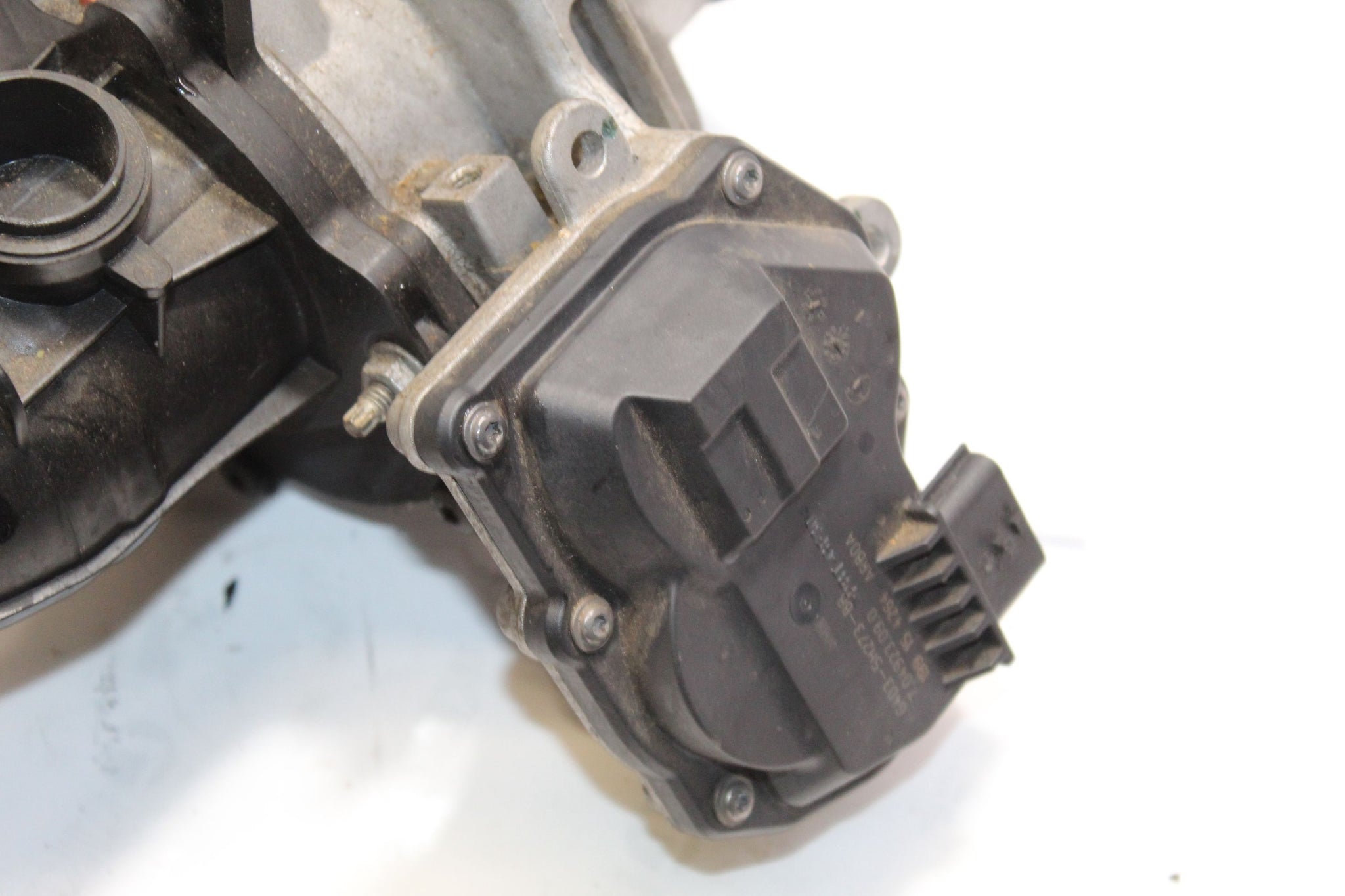 2015 LAND ROVER DISCOVERY SPORT 2.0 EGR Valve Air Intake Pipe GJ32-9F876-AB