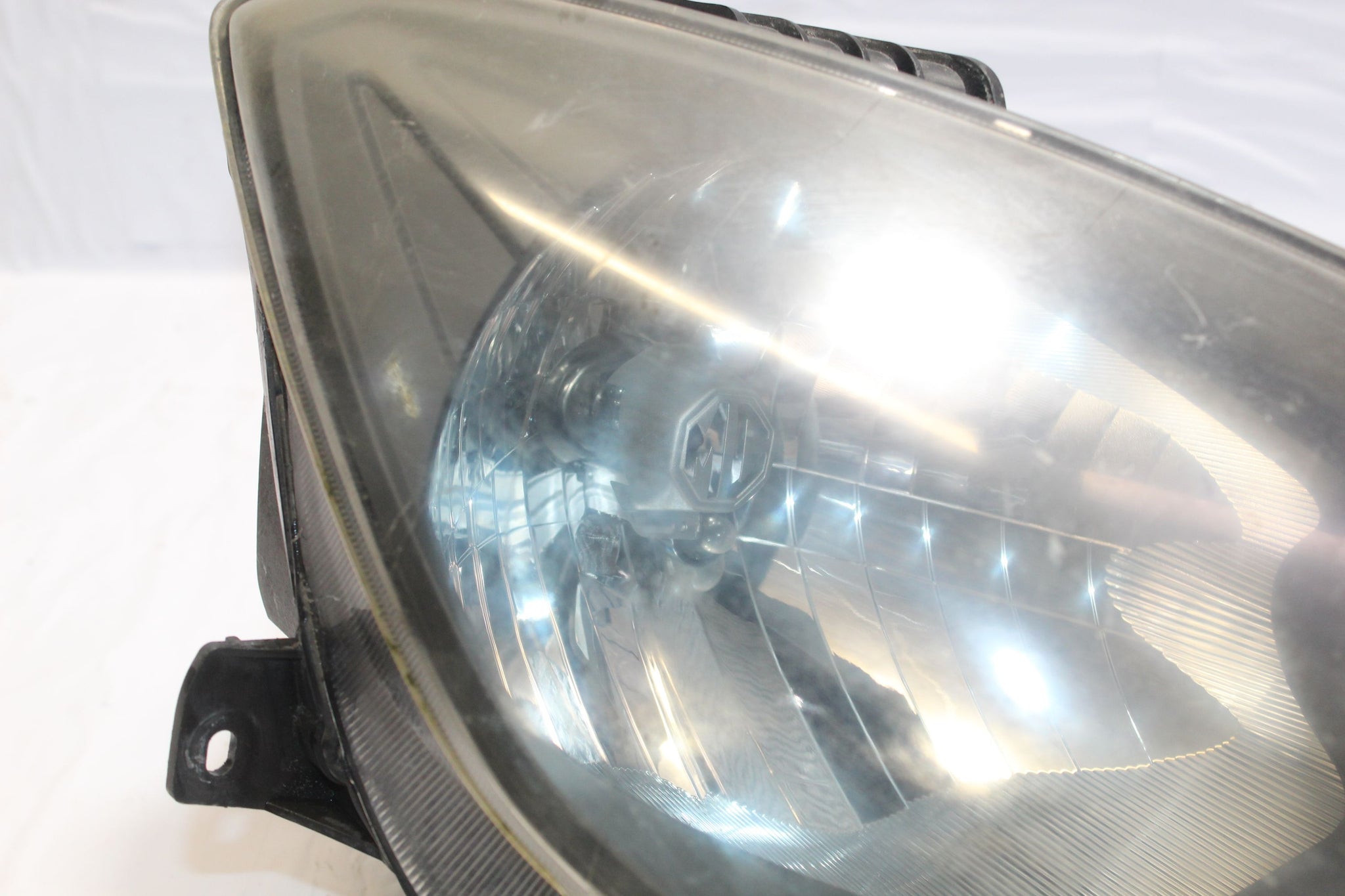 2014 MG MG3 Right side Headlight 30060636