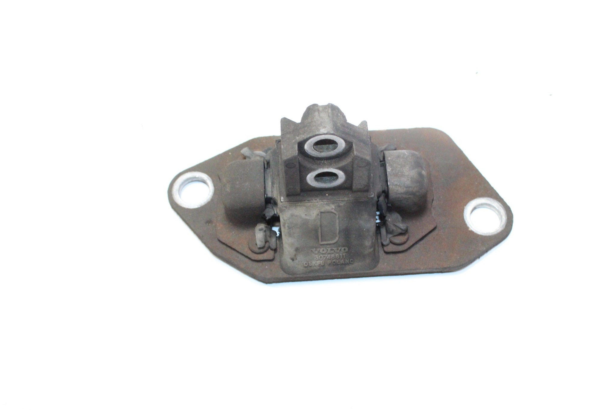 VOLVO XC90 2.4 engine mount 2010