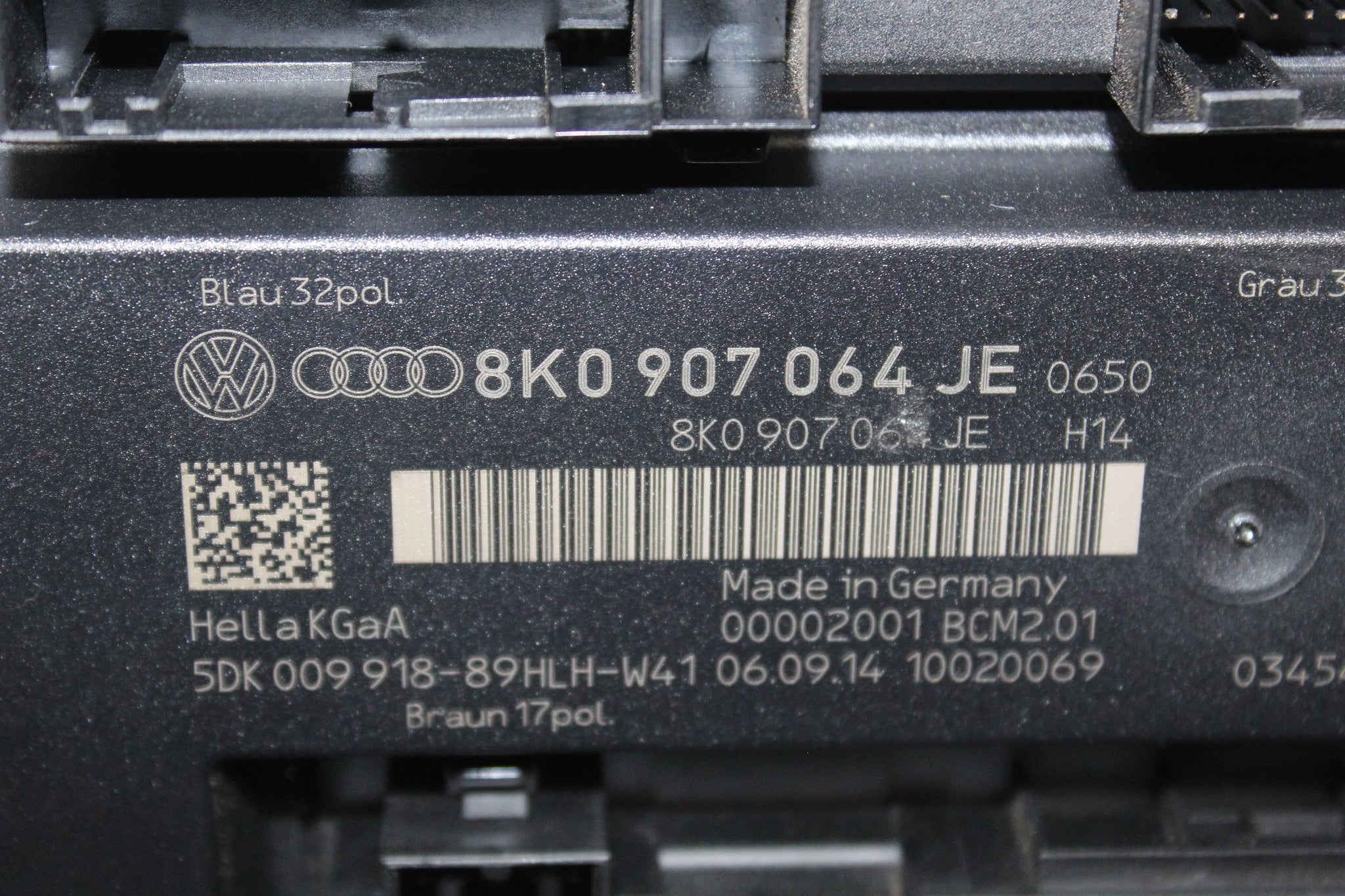 2014 AUDI A5 2.0 Comfort Control Convenience Module 8K0907064JE