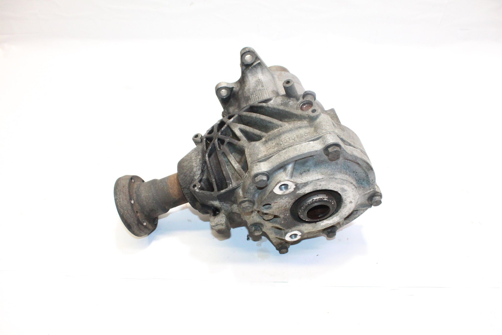 VOLVO XC90 front transfer box differential diff 7070010790