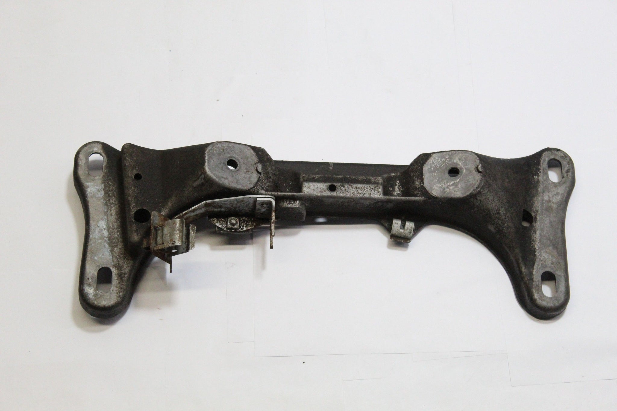 2006 BMW Z4 2.0 Petrol Gearbox Bracket Mount Carrier