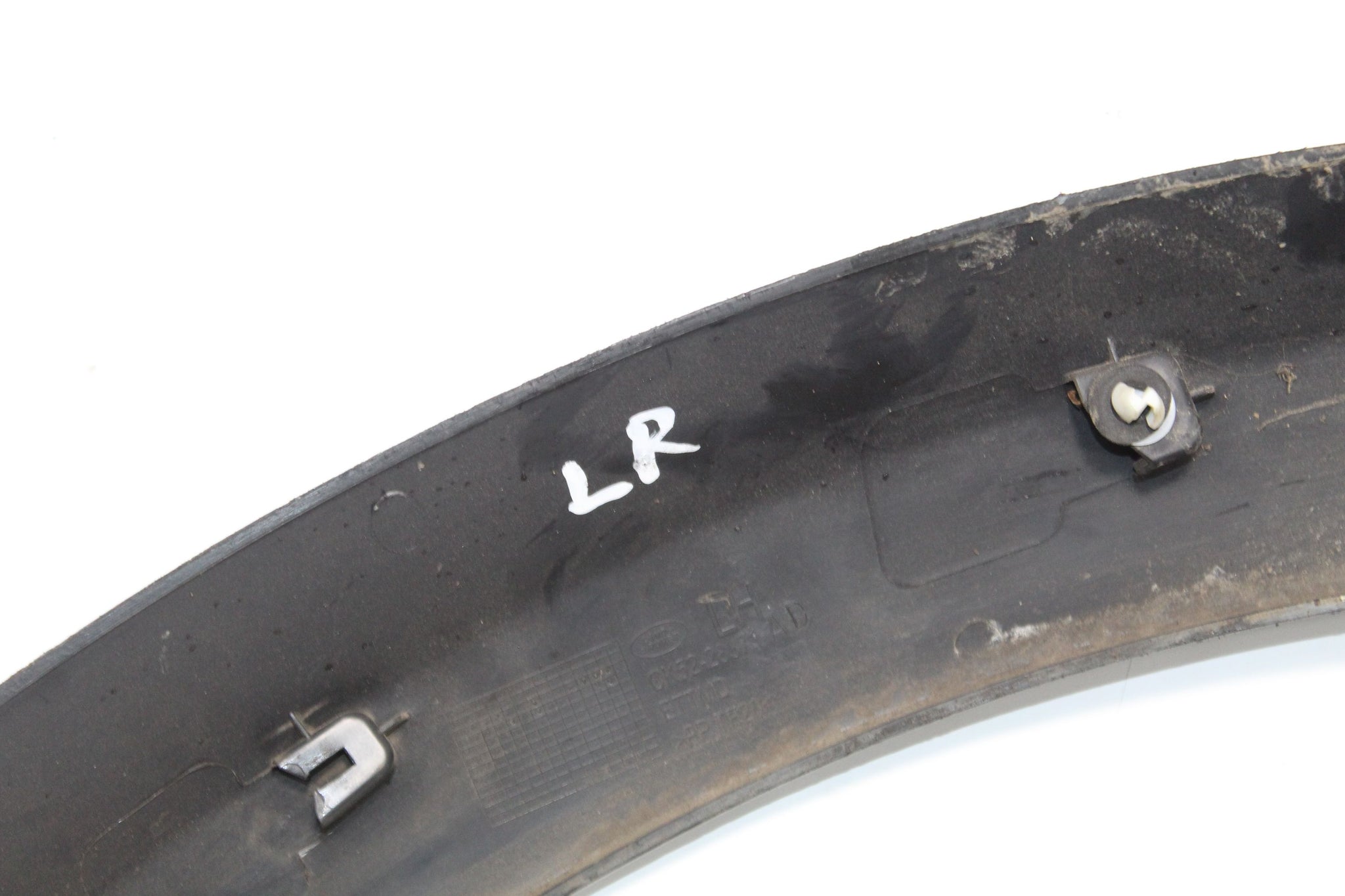 2014 RANGE ROVER VOGUE L405 Left side Rear Wheel Arch Trim CK52-28371-AD