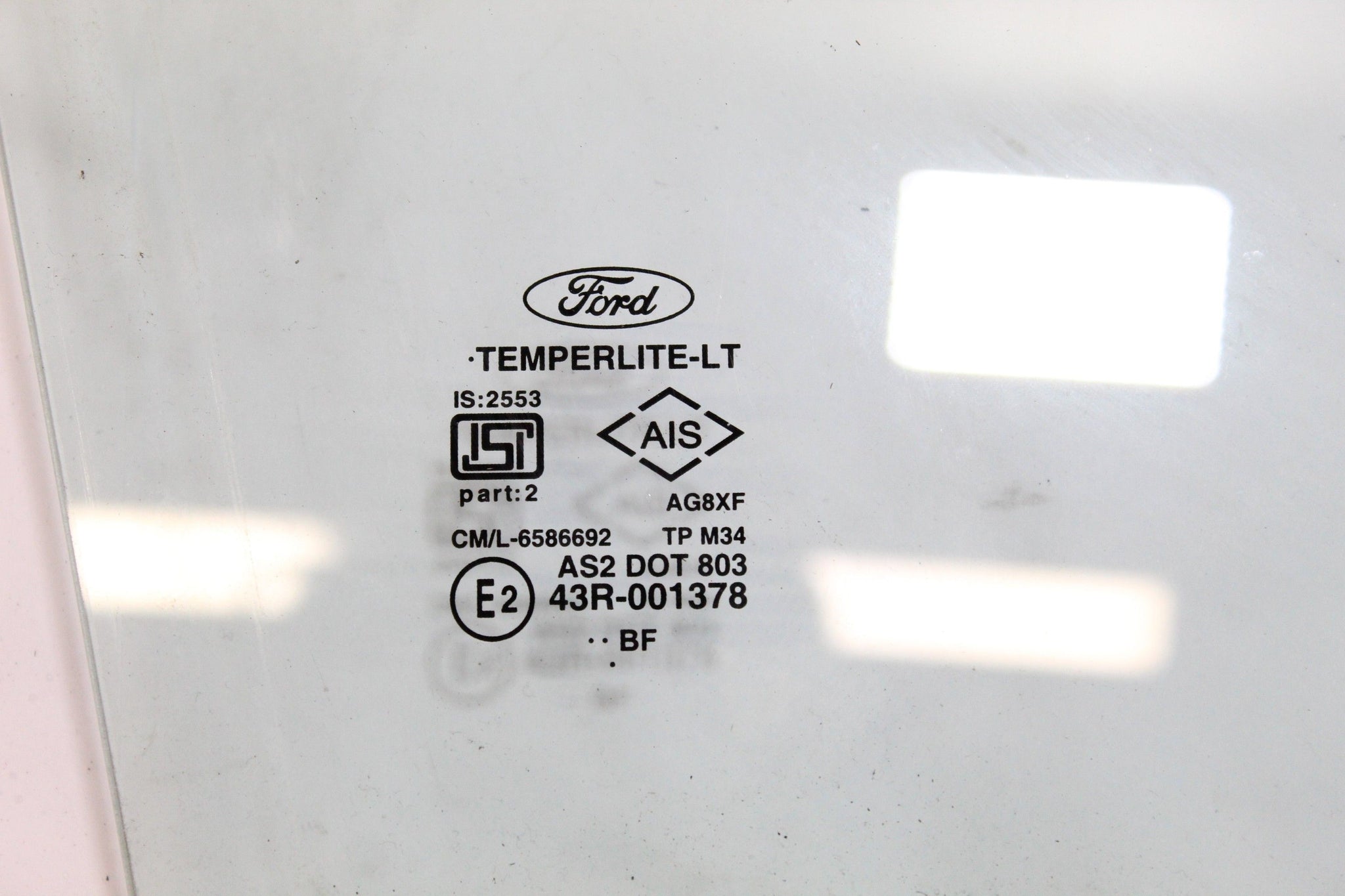 2015 FORD ECOSPORT Right side Front Door Window Glass