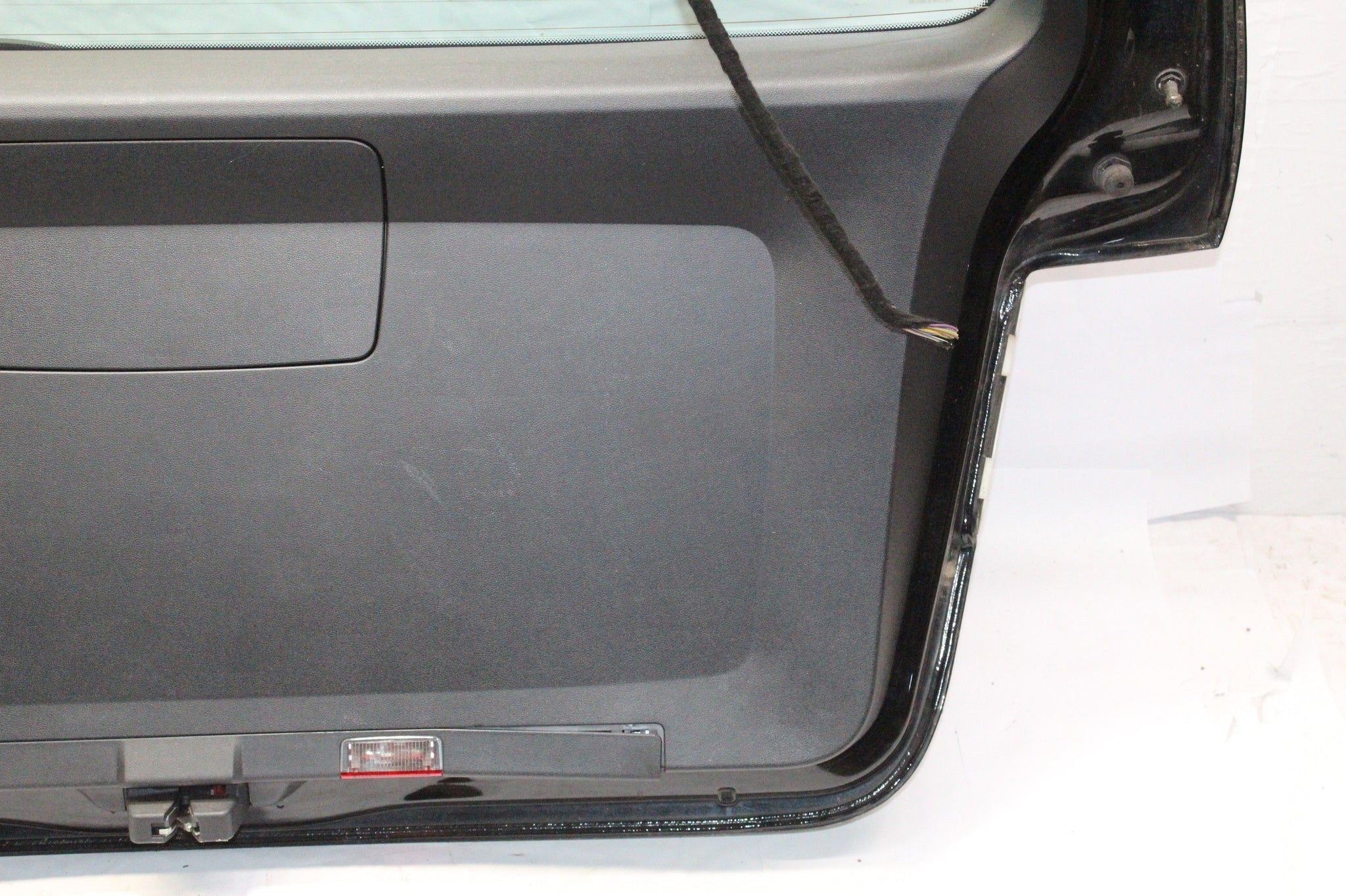 2010 MERCEDES W245 B180 Complete Tailgate BLACK