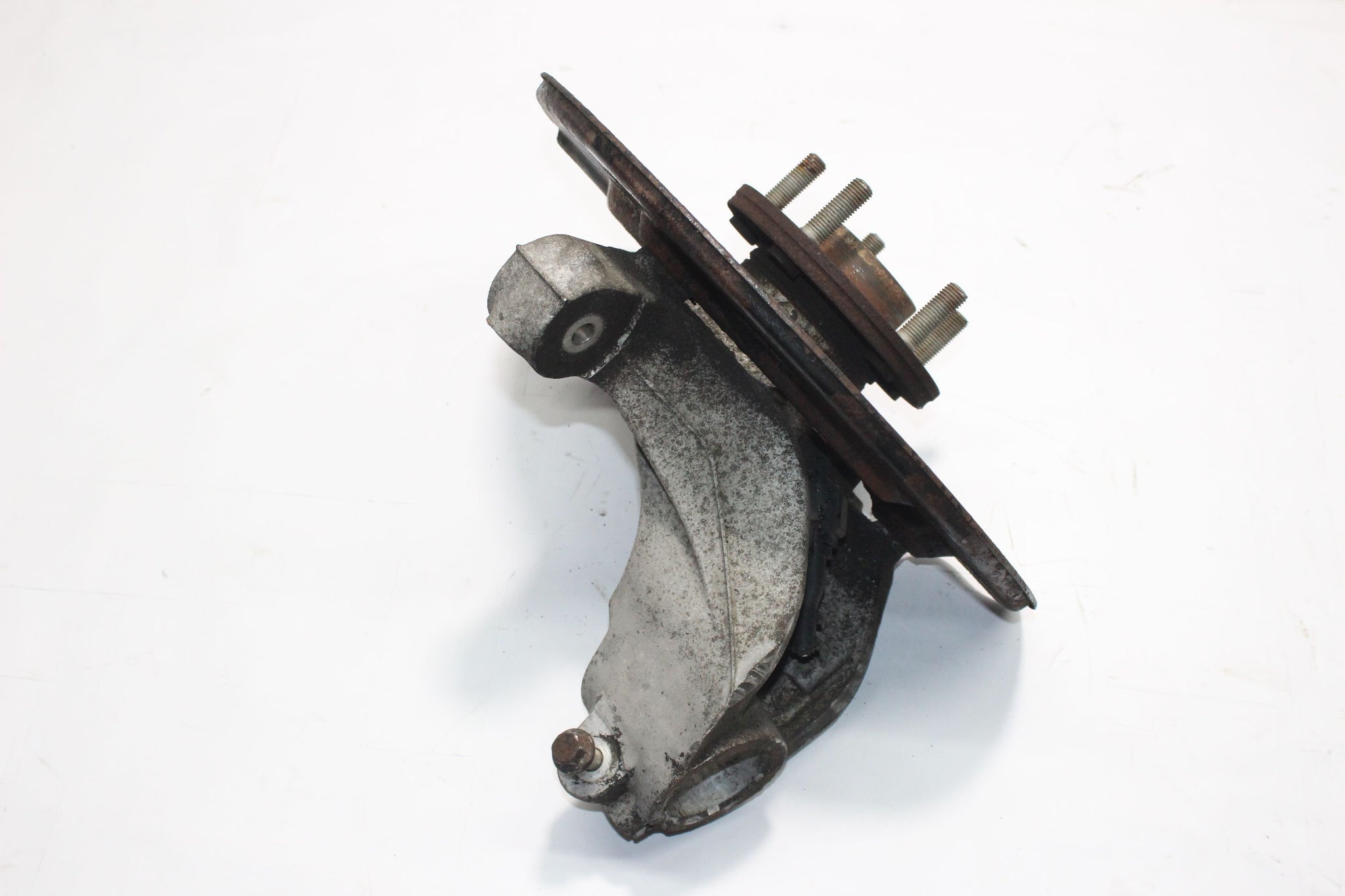 2013 VOLVO V40 2.0 AUTO LEFT SIDE FRONT HUB