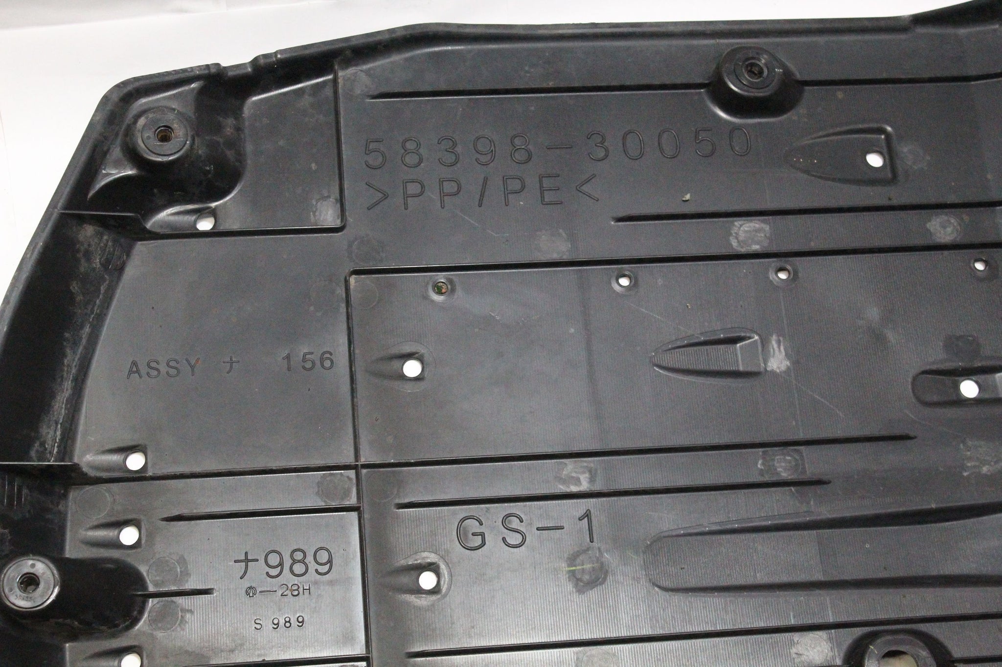 2007 LEXUS GS300 Undertray Bottom Guard 5839030020