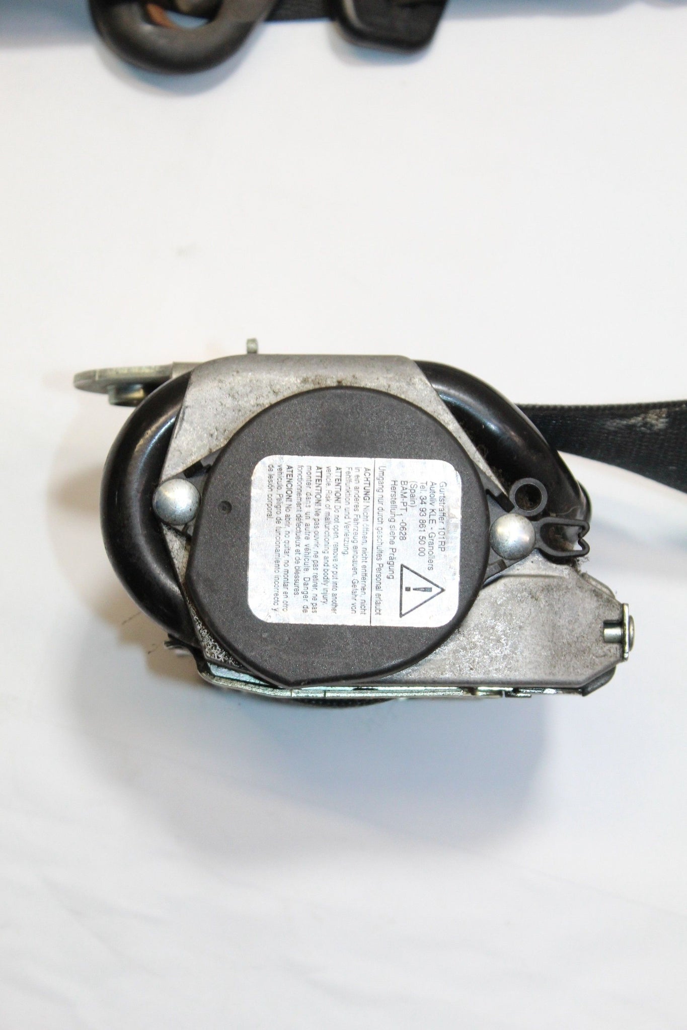 2009 MERCEDES VITO W639 Left side Front Seal Belt