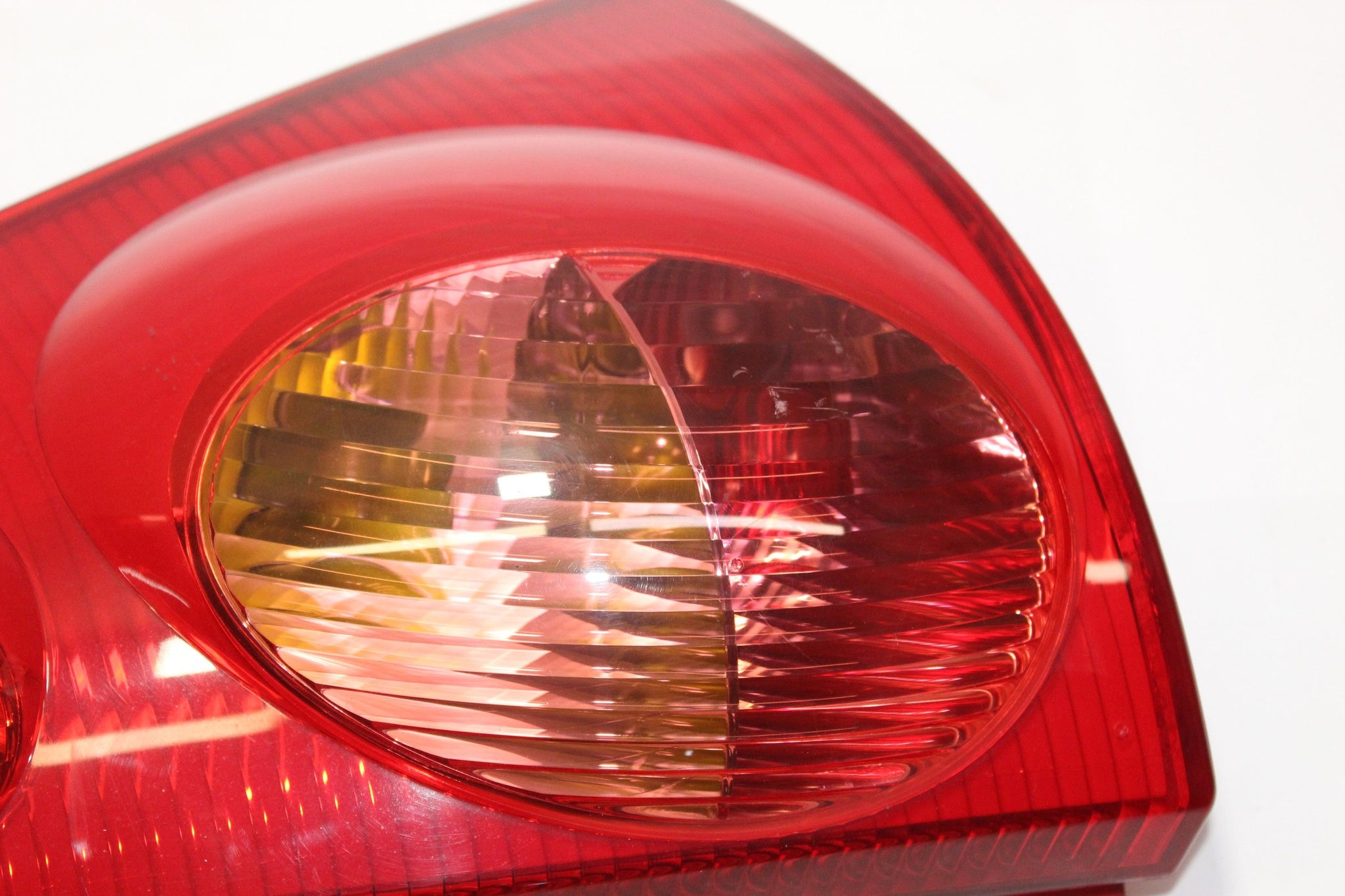 2011 PEUGEOT 107 Right side Rear Tail Light 81550-0H030