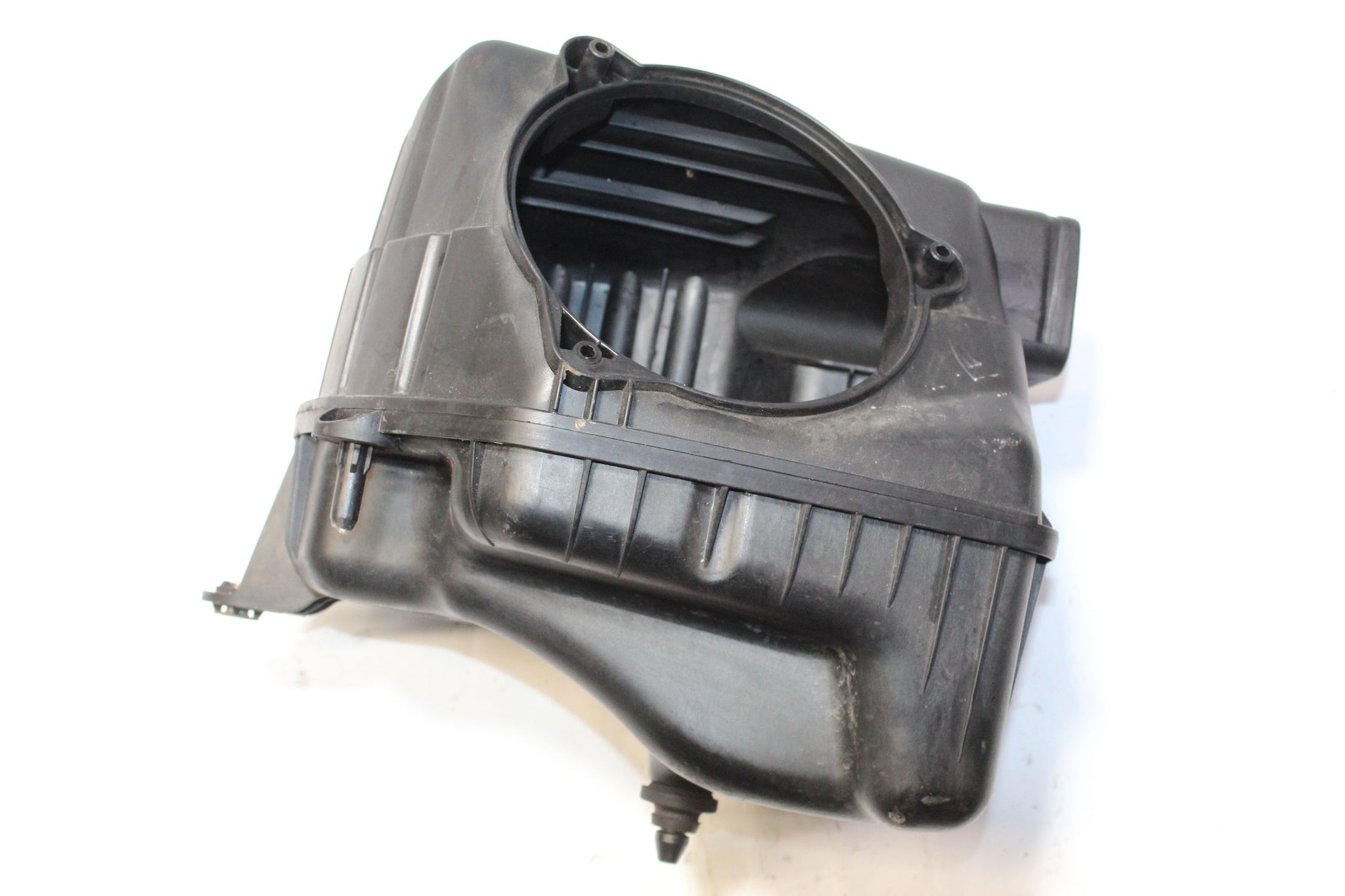 2017 MASERATI GHIBLI 3.0 Air Filter Box Housing 670004602