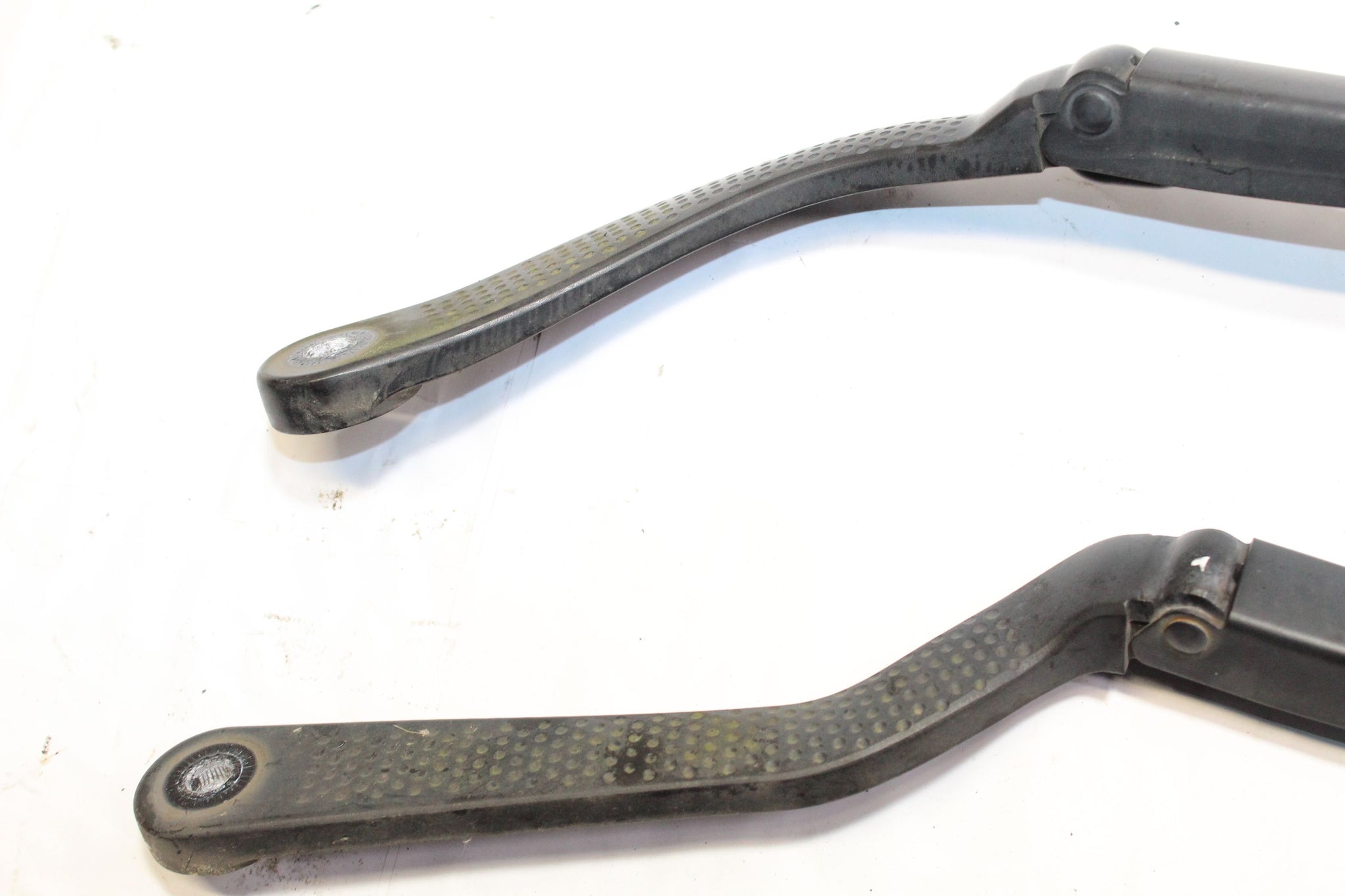 2016 SMART FORFOUR W453 Wiper Arm Pair