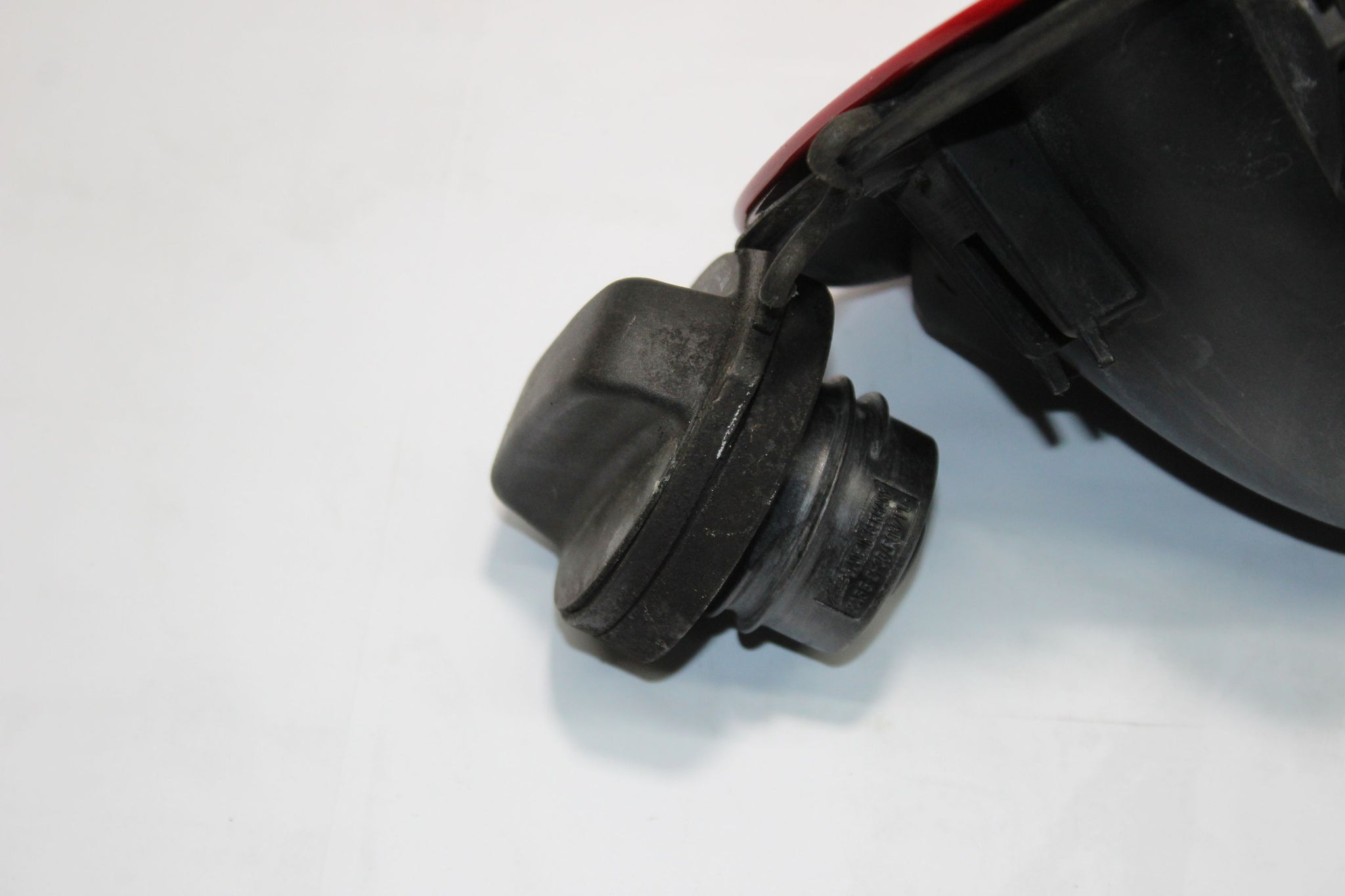 2011 VOLVO S60 3.0 Petrol Fuel Flap and Cap 31278154