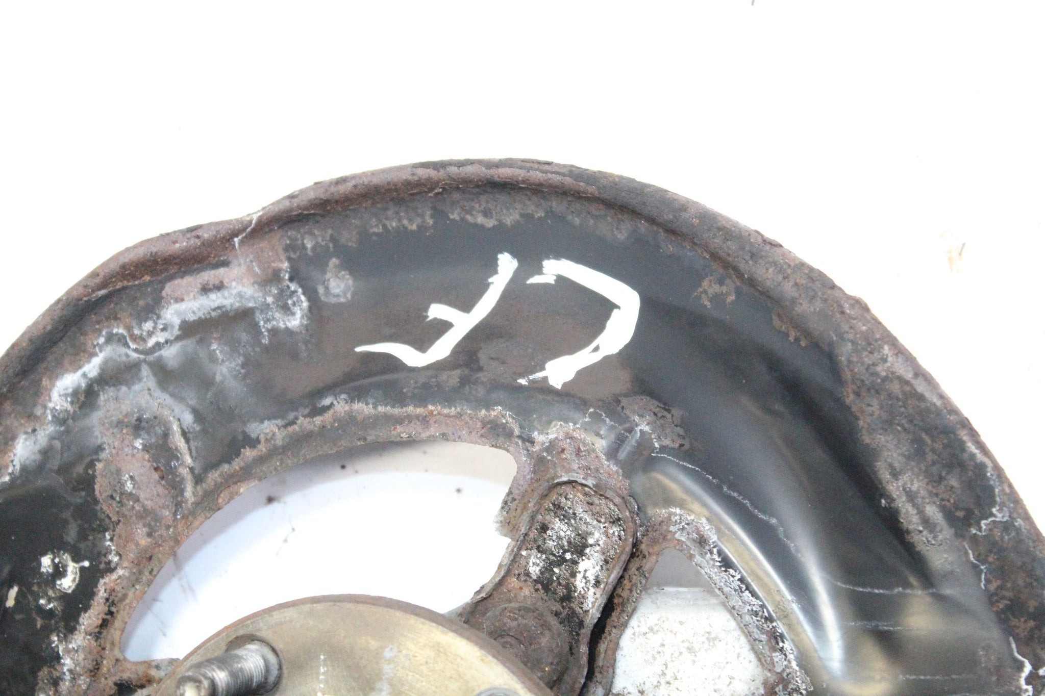2007 LEXUS GS300 3.0 Left side Front Wheel Hub