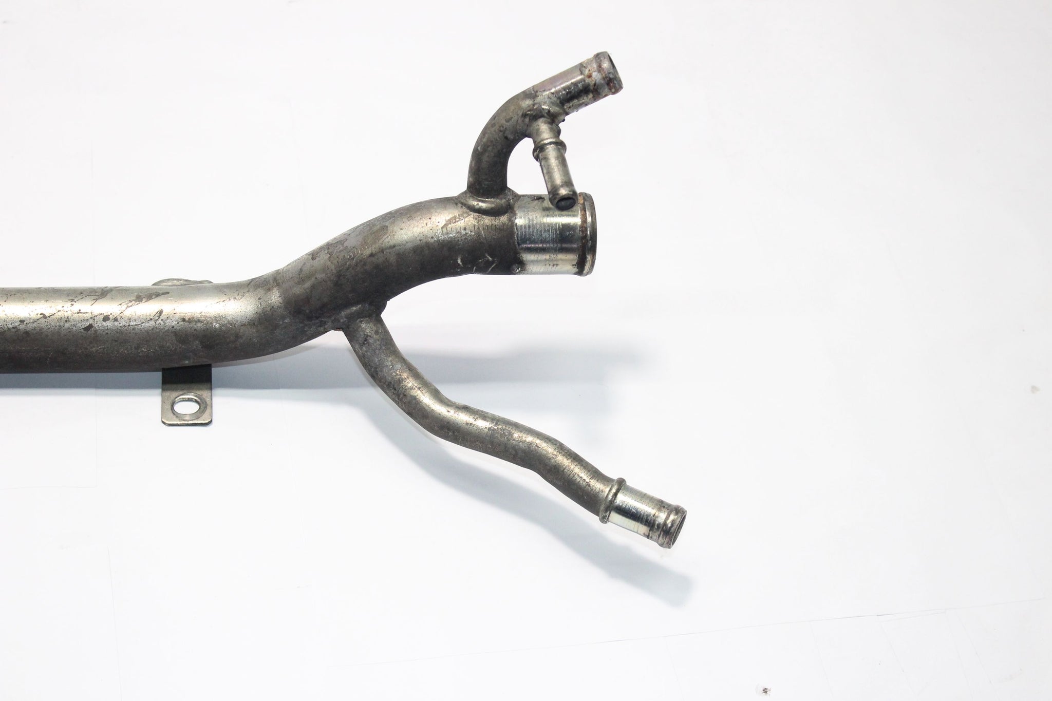 2010 VOLVO XC90 2.4 Coolant Pipe