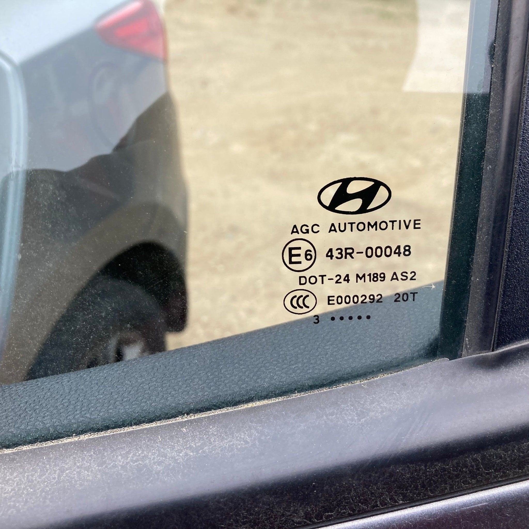 2013 HYUNDAI IX35 Passenger side Rear Complete Door GREY