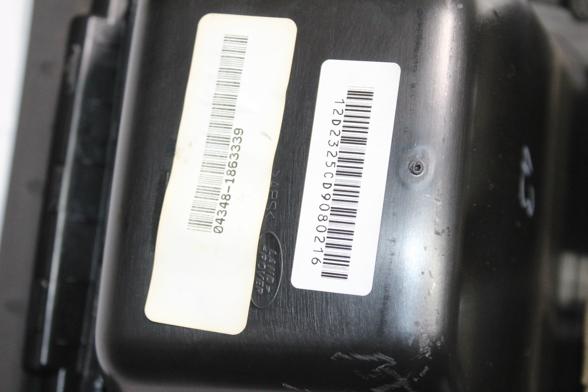 2016 RANGE ROVER EVOQUE Rear Centre Console Air Vent Trim