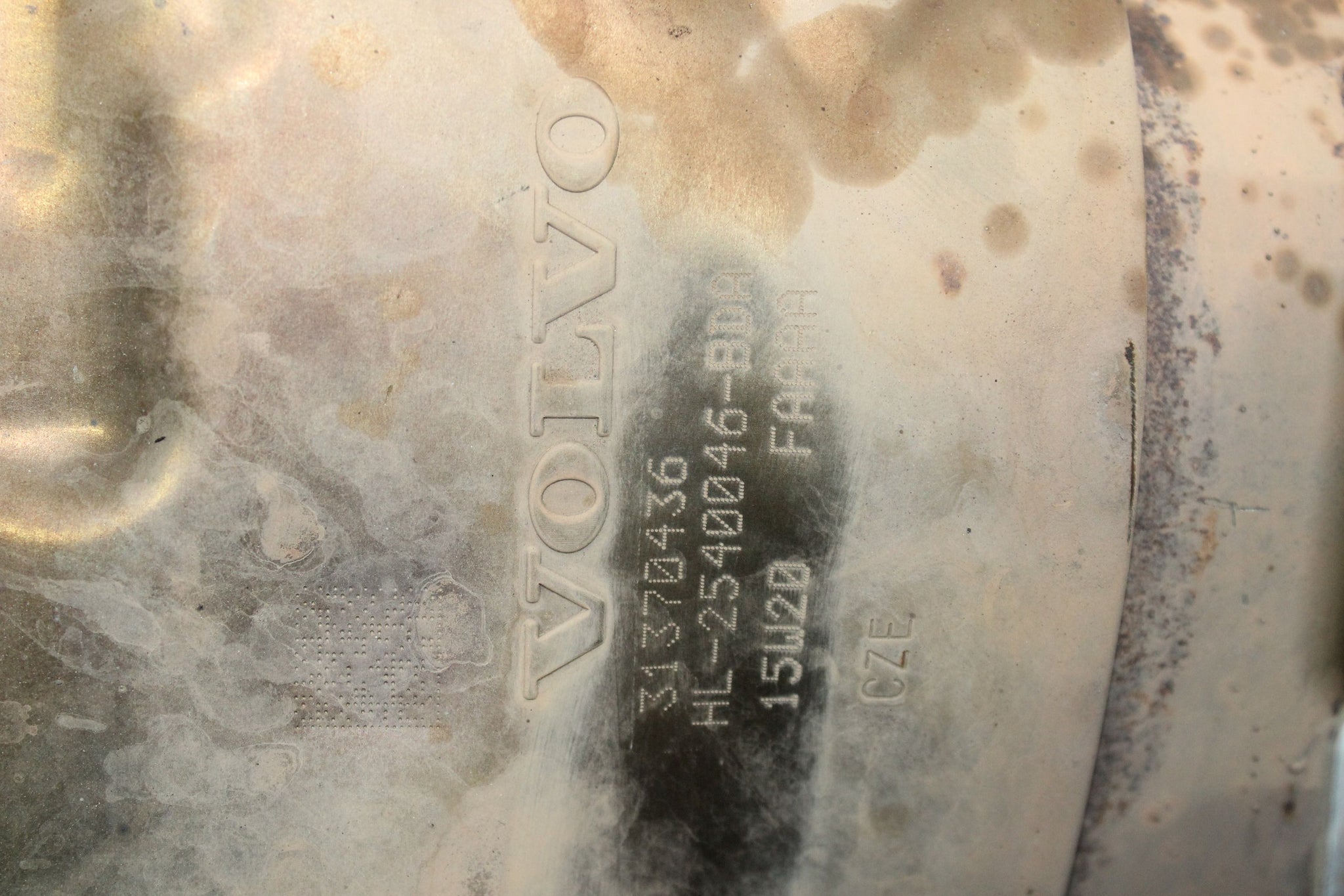 2015 VOLVO XC90 MK2 2.0 CATALYTIC CONVERTER CAT DPF 31370436