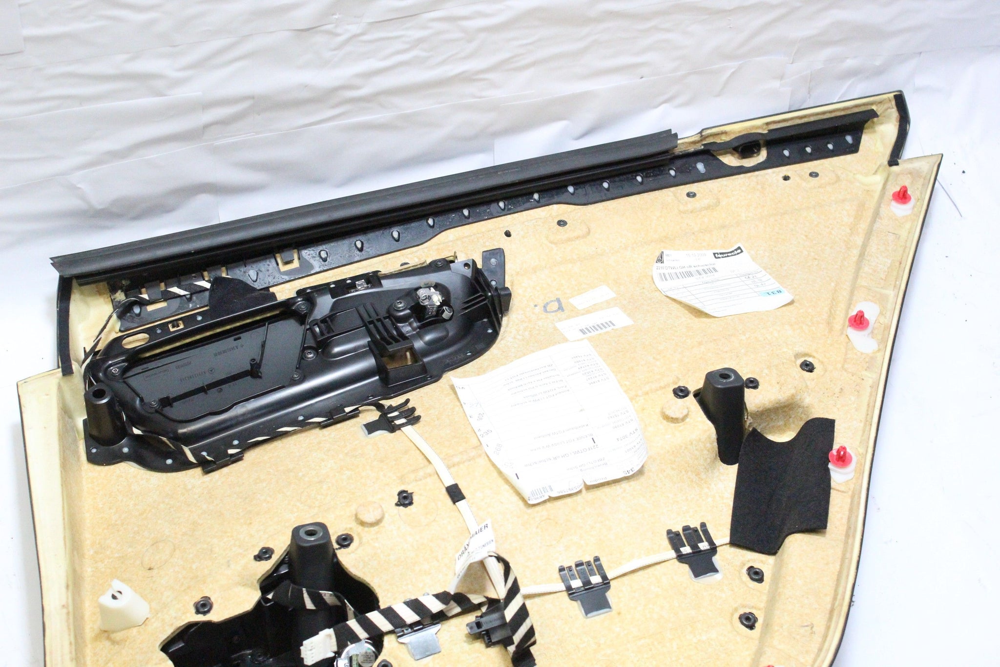 2009 MERCEDES S Class W221 Left side Rear Door Card