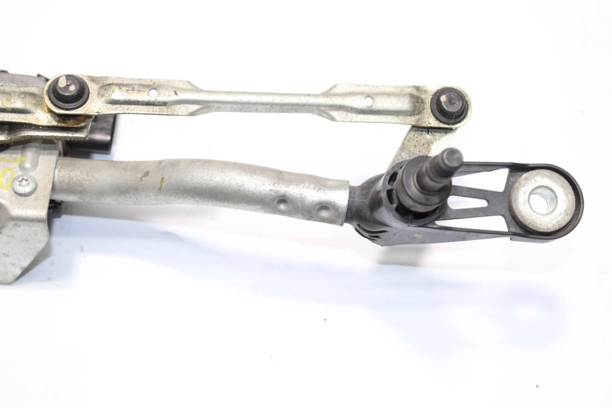 2017 FORD ECOSPORT FRONT WIPER MOTOR WITH LINKAGE CN15-17504-CC