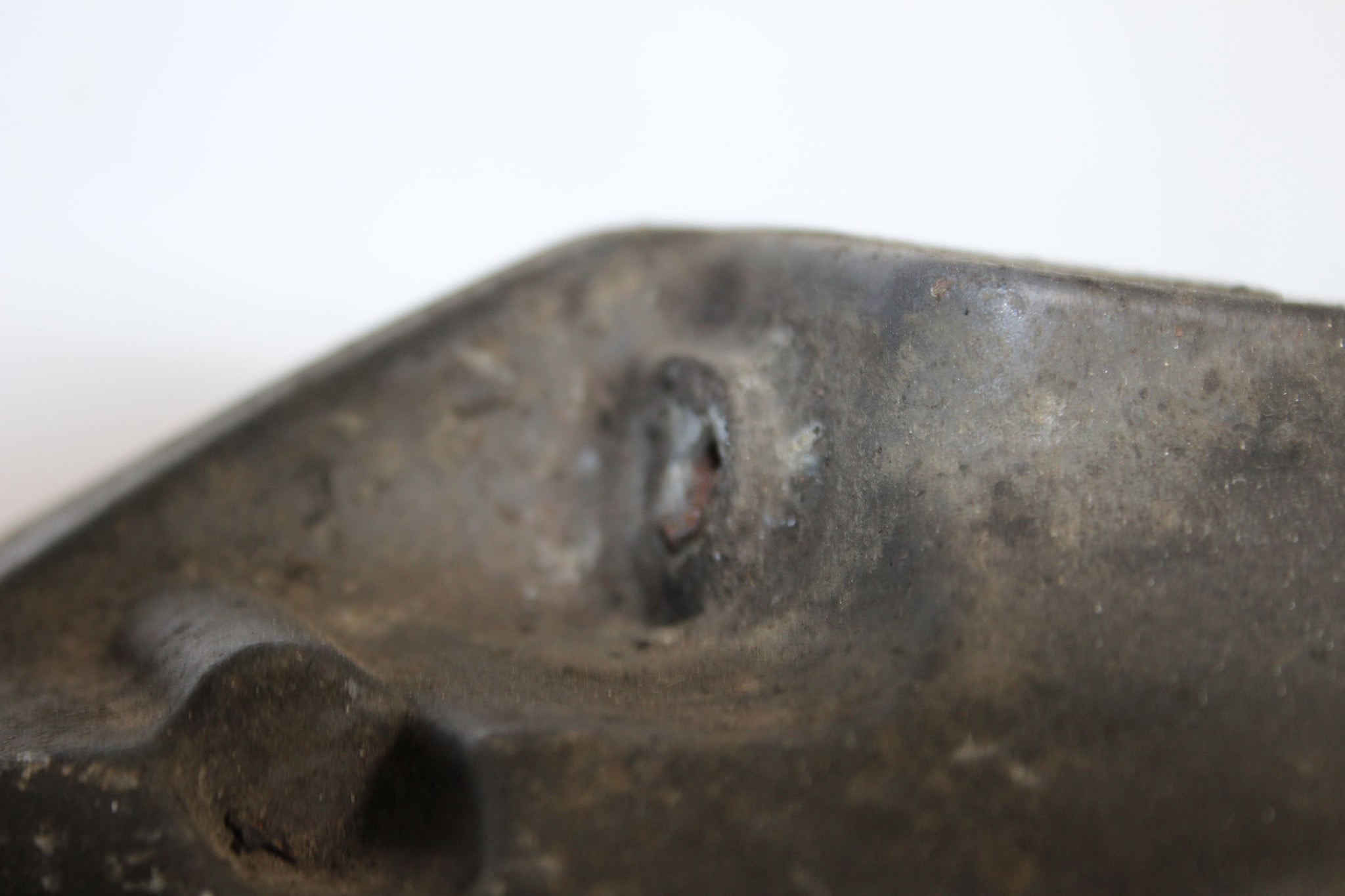 2010 RANGE ROVER VOGUE L322 4.4 Front Brake Calipers (snapped bleed nipples)