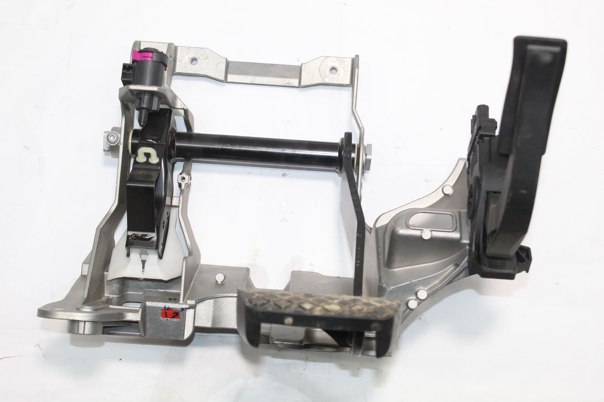 2014 AUDI A5 S Line AUTOMATIC Brake Pedal and Accelerator Pedal 8K2721117