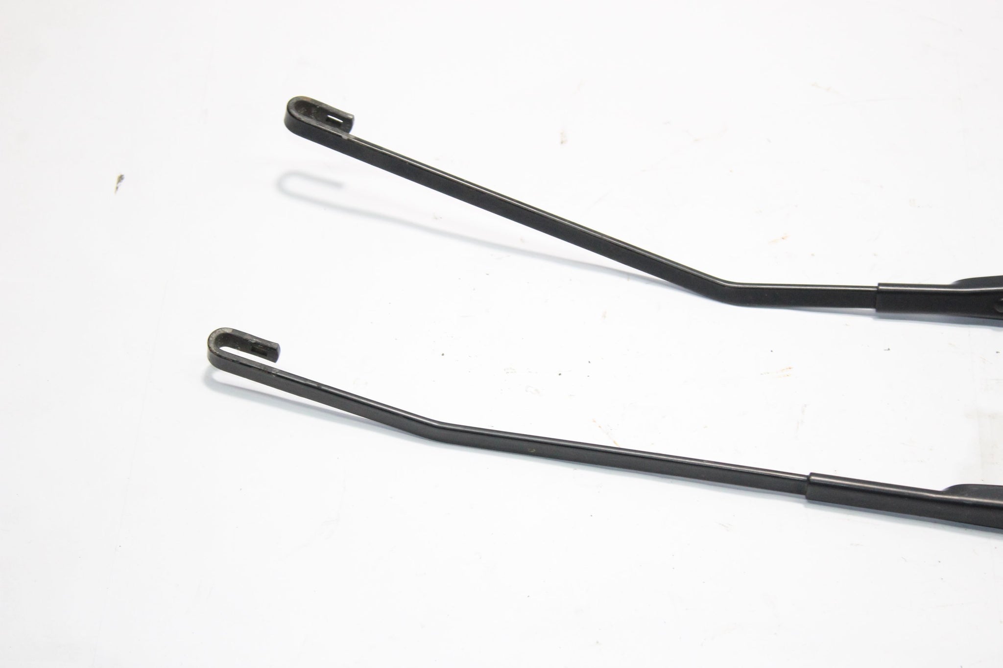 2013 JEEP COMPASS Front Wiper Arm Pair