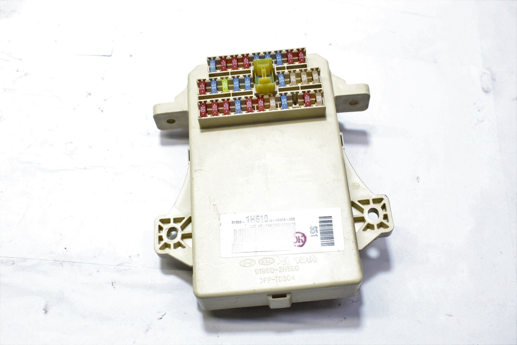 2010 KIA CEED 1.6 Diesel Fuse Box 919501H510