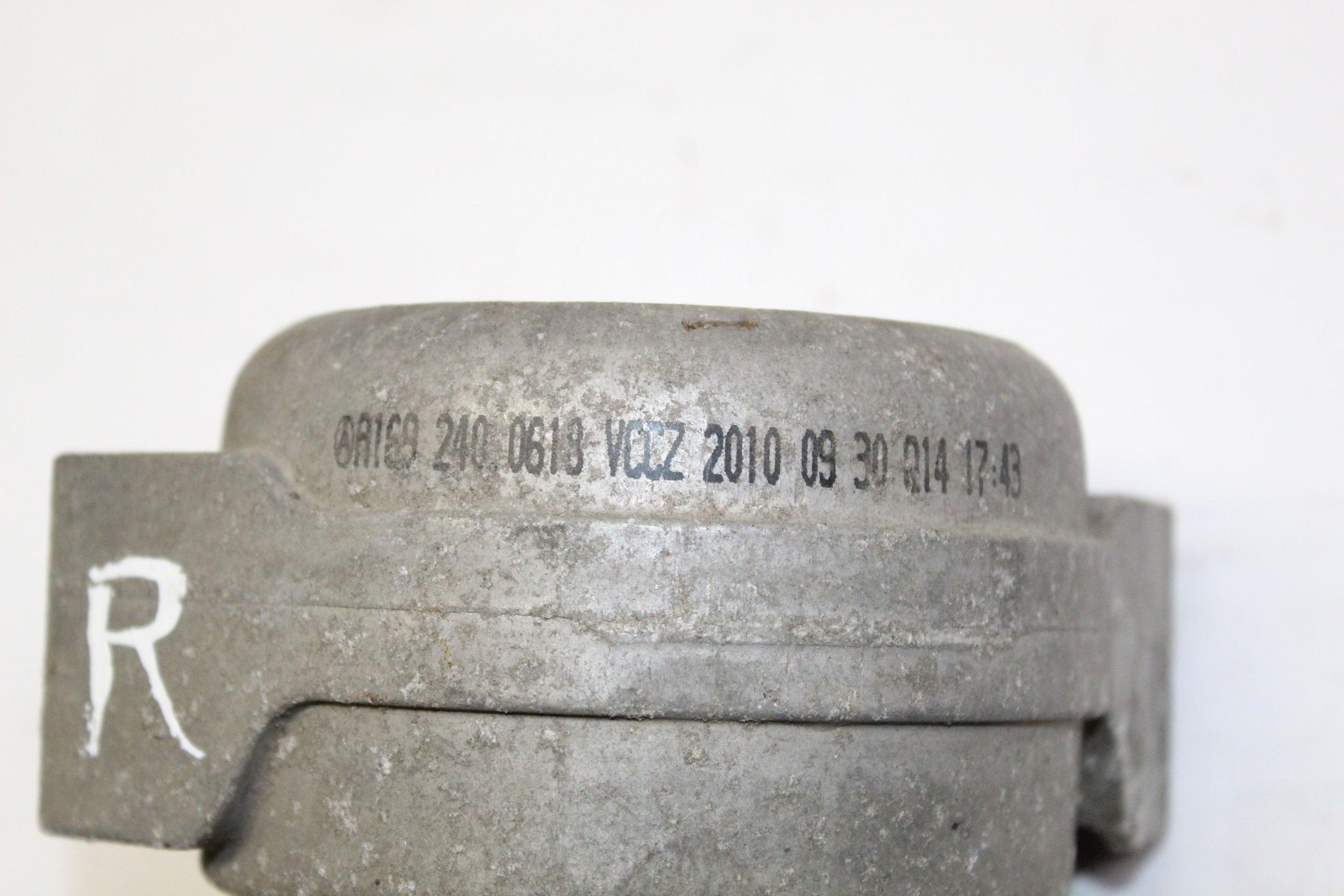 2010 MERCEDES W245 B180 1.7 Petrol Right side Engine Mount A1692400618