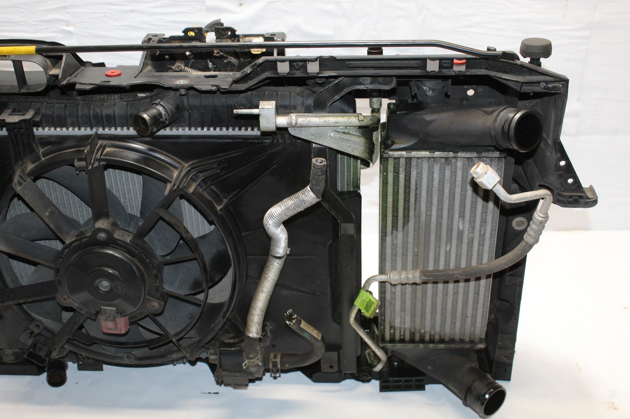 2013 FORD FIESTA MK7.5 1.0 Petrol Radiator RAD Pack C1B1-8C607-AC