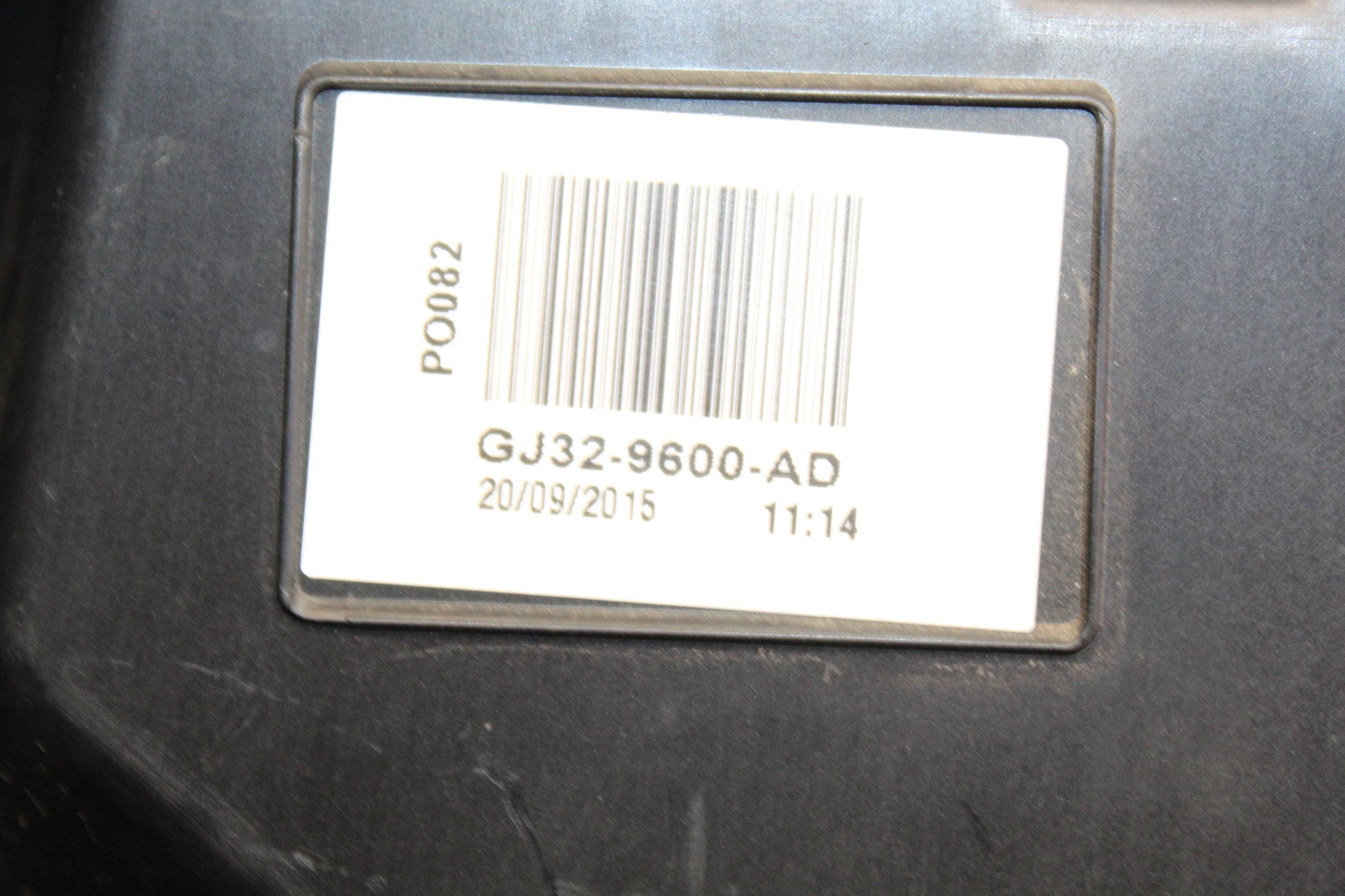 2015 LAND ROVER DISCOVERY SPORT 2.0 Air Filter Box MAF Sensor GJ32-9600-AD