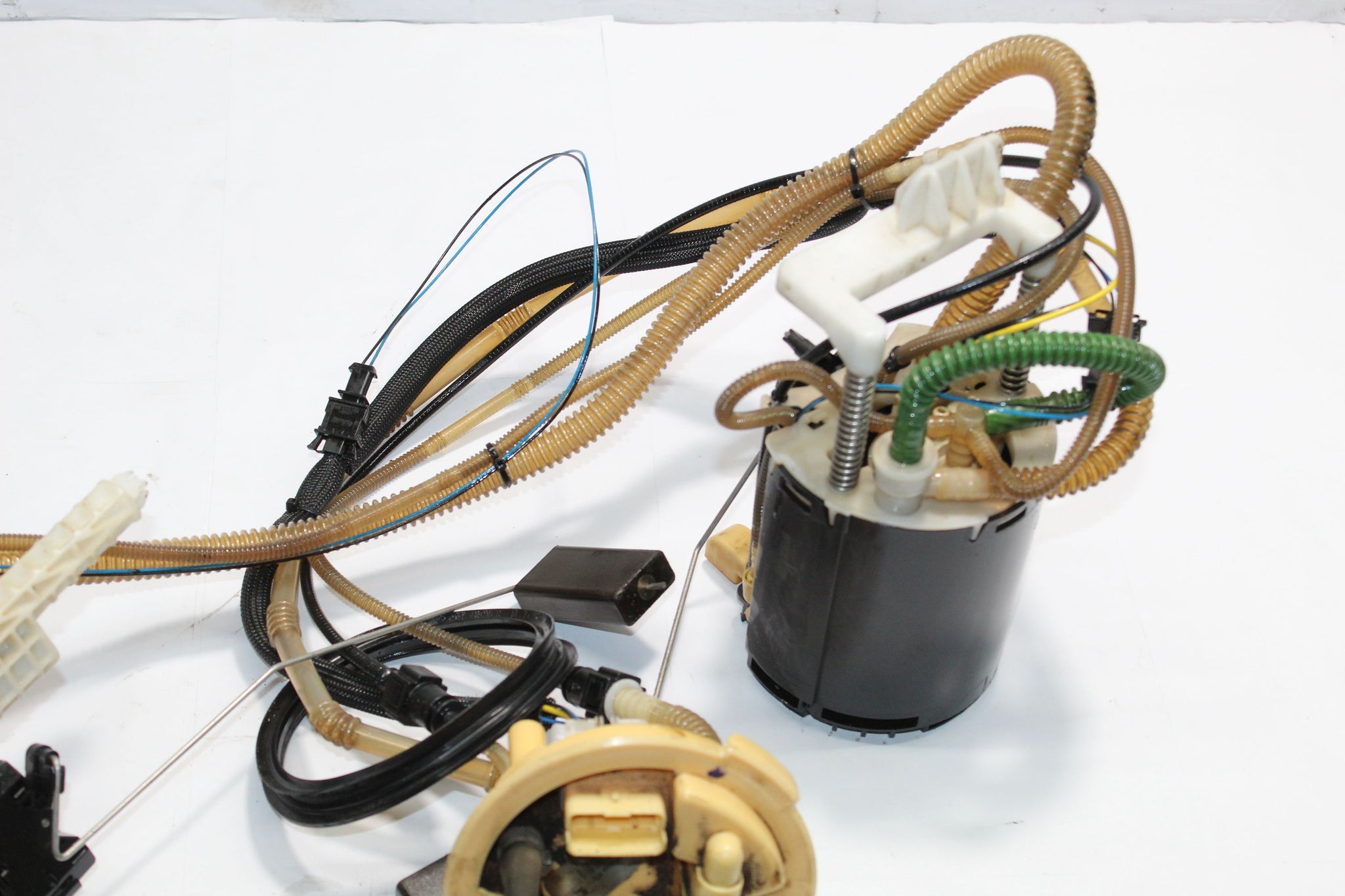 2011 RANGE ROVER VOGUE L322 4.4 Diesel Fuel Pump Sender unit WGC500081