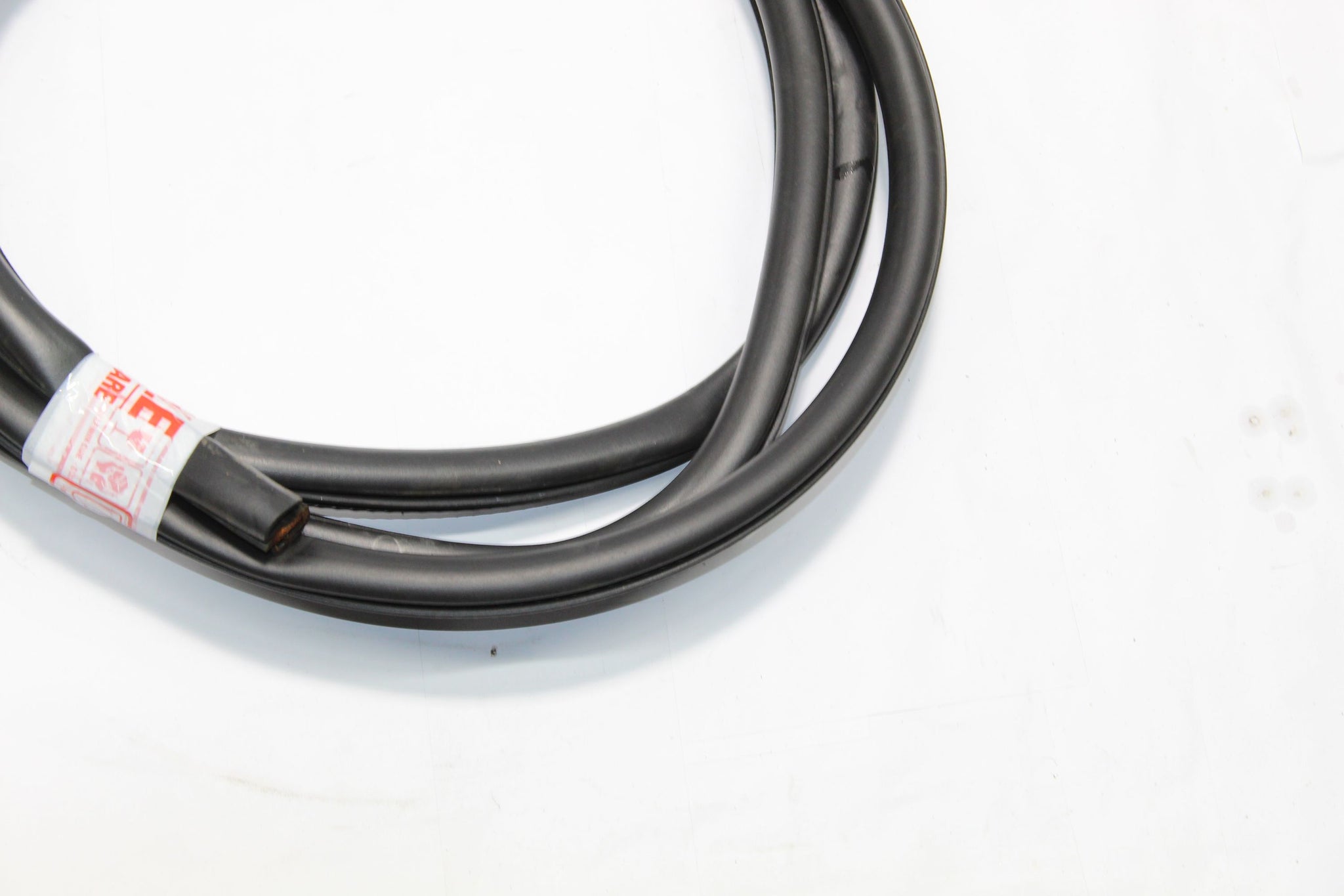 2011 RANGE ROVER VOGUE L322 Left side Rear Door Seal Rubber