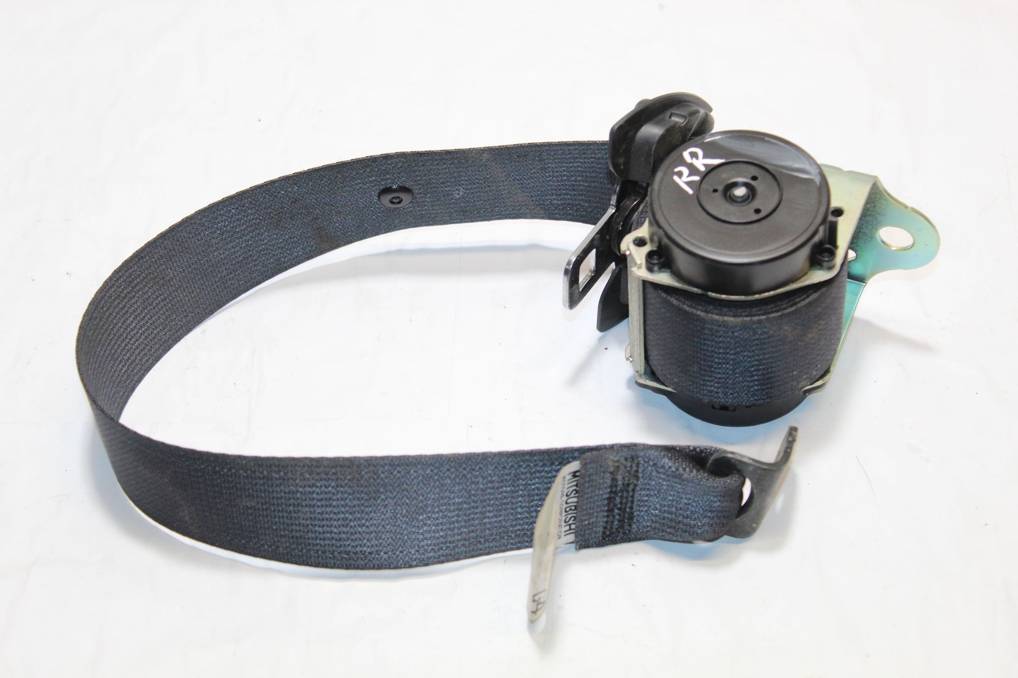 2012 MITSUBISHI OUTLANDER  Right side Rear Seat Belt 609213800