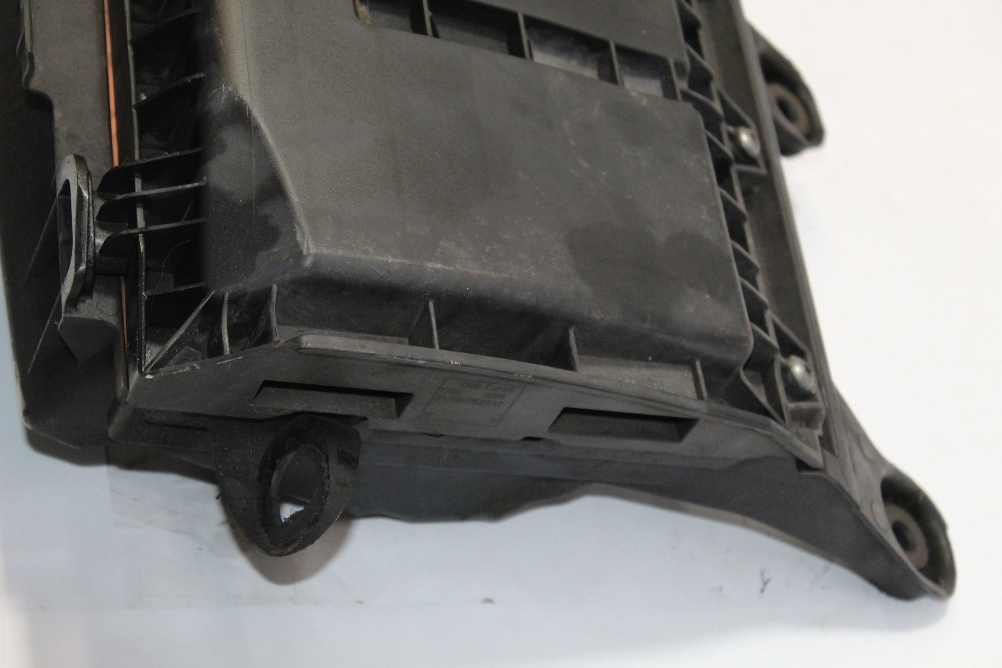 2015 CITROEN C4 1.6 Diesel Air Filter Box Housing 9806561080