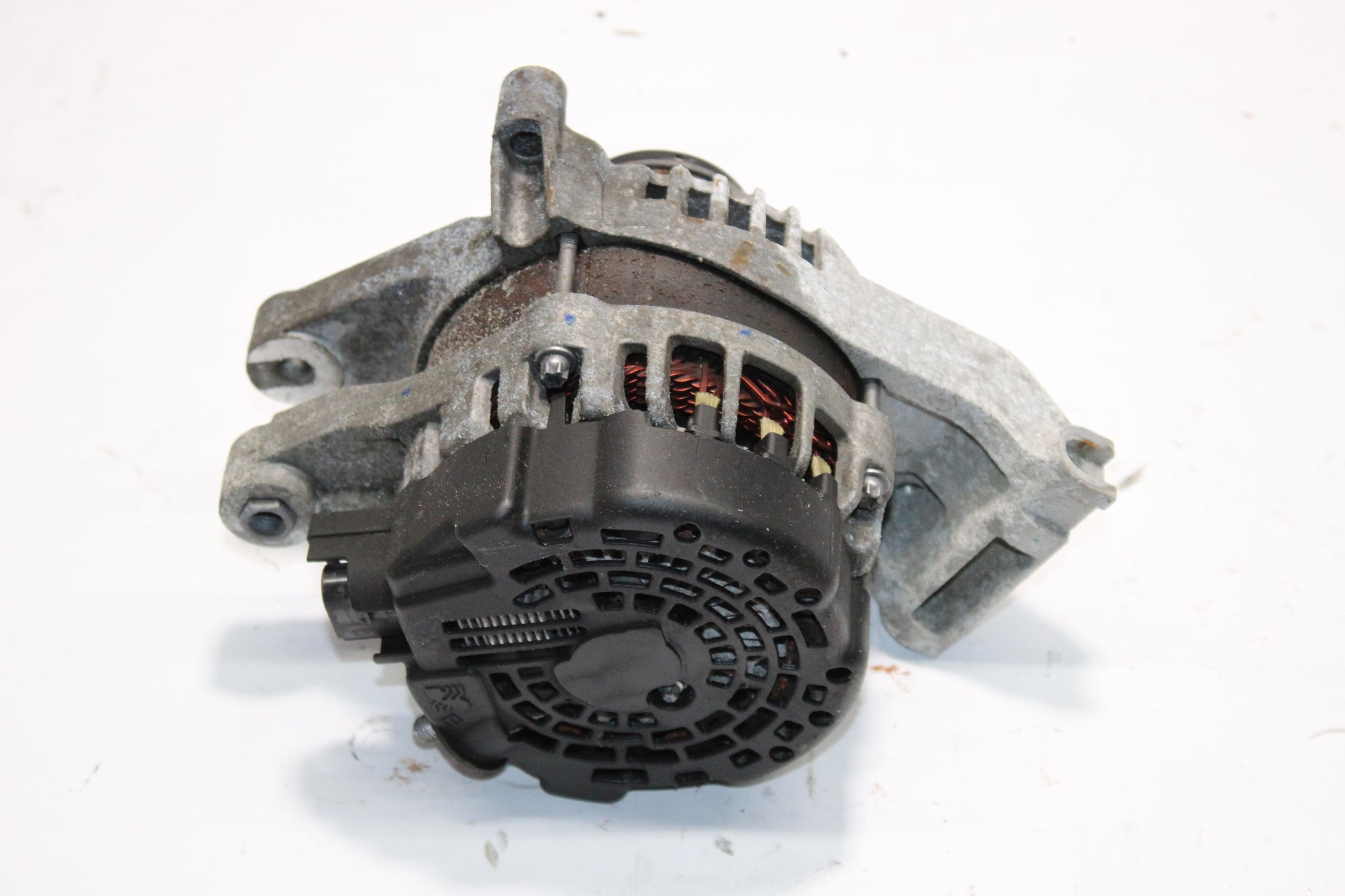 2019 HYUNDAI I40 1.6 D4FE Diesel Alternator 37300-2U200