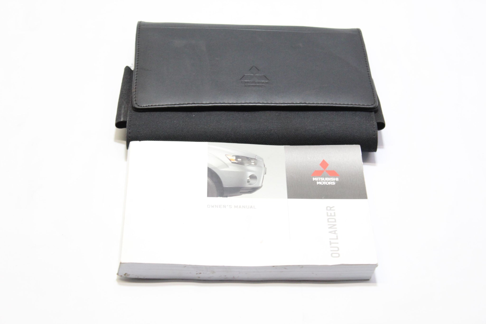 2012 MITSUBISHI OUTLANDER Owners Manual and Wallet