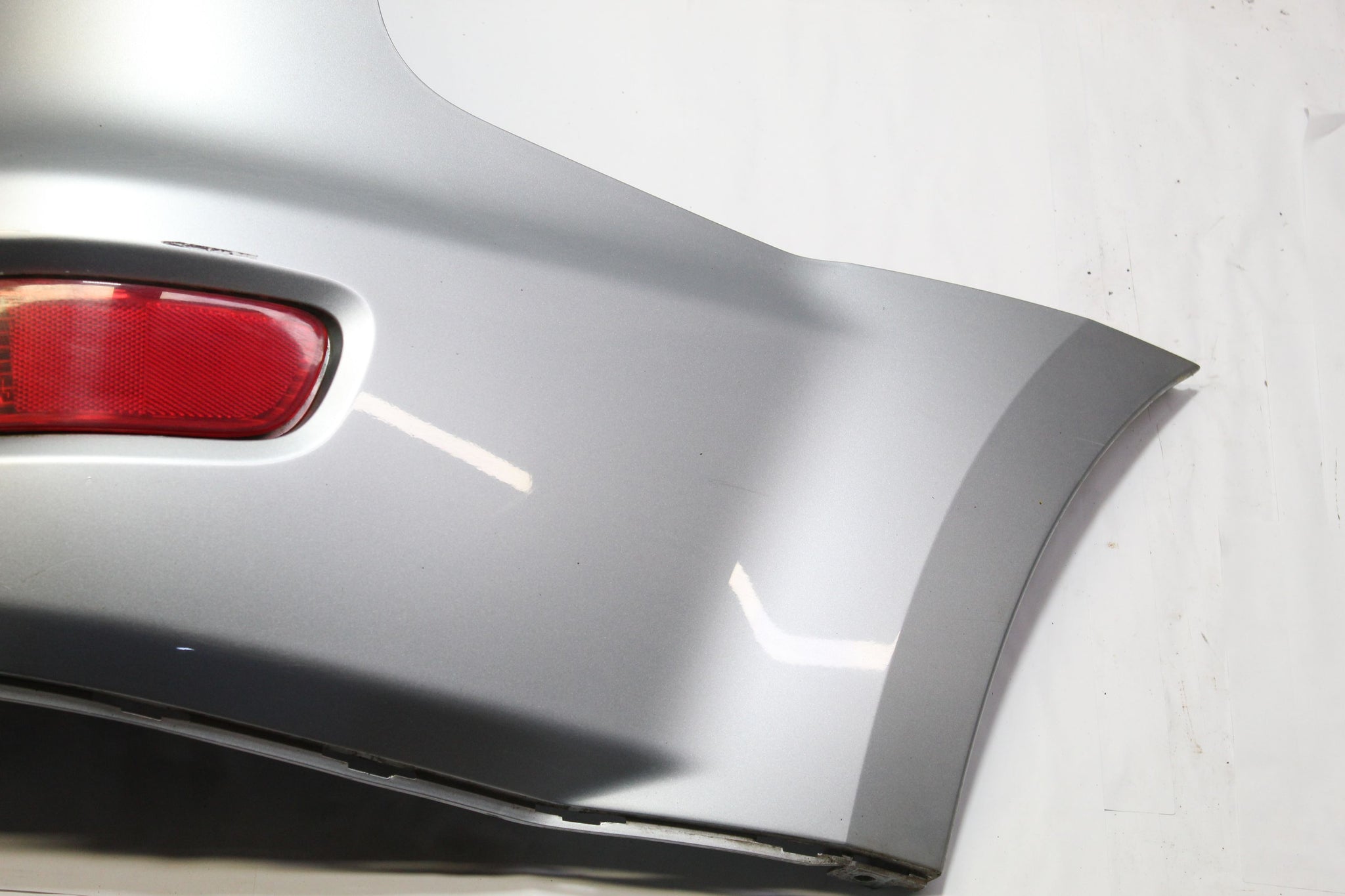 2012 MITSUBISHI OUTLANDER RIGHT SIDE BUMPER CORNER 6410B498