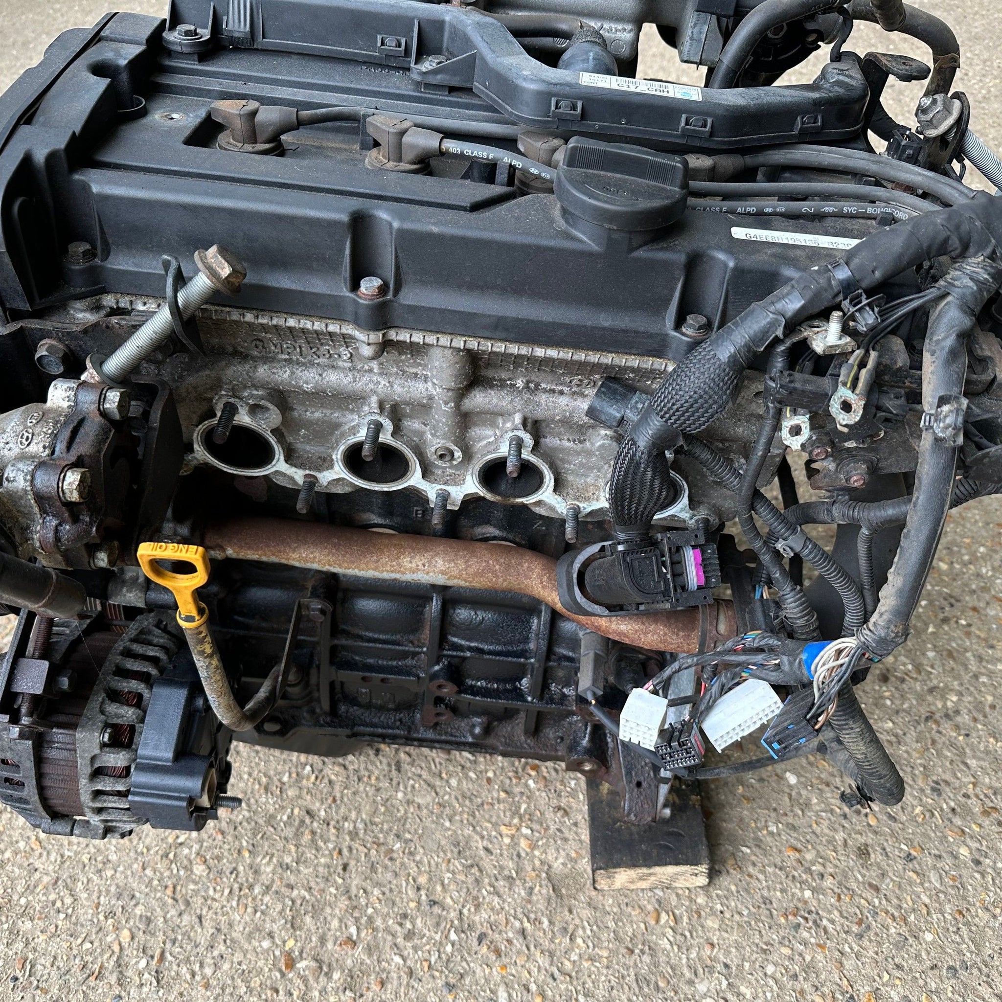 2009 KIA RIO 1.4 G4EE COMPLETE ENGINE WITH AUXILIARIES