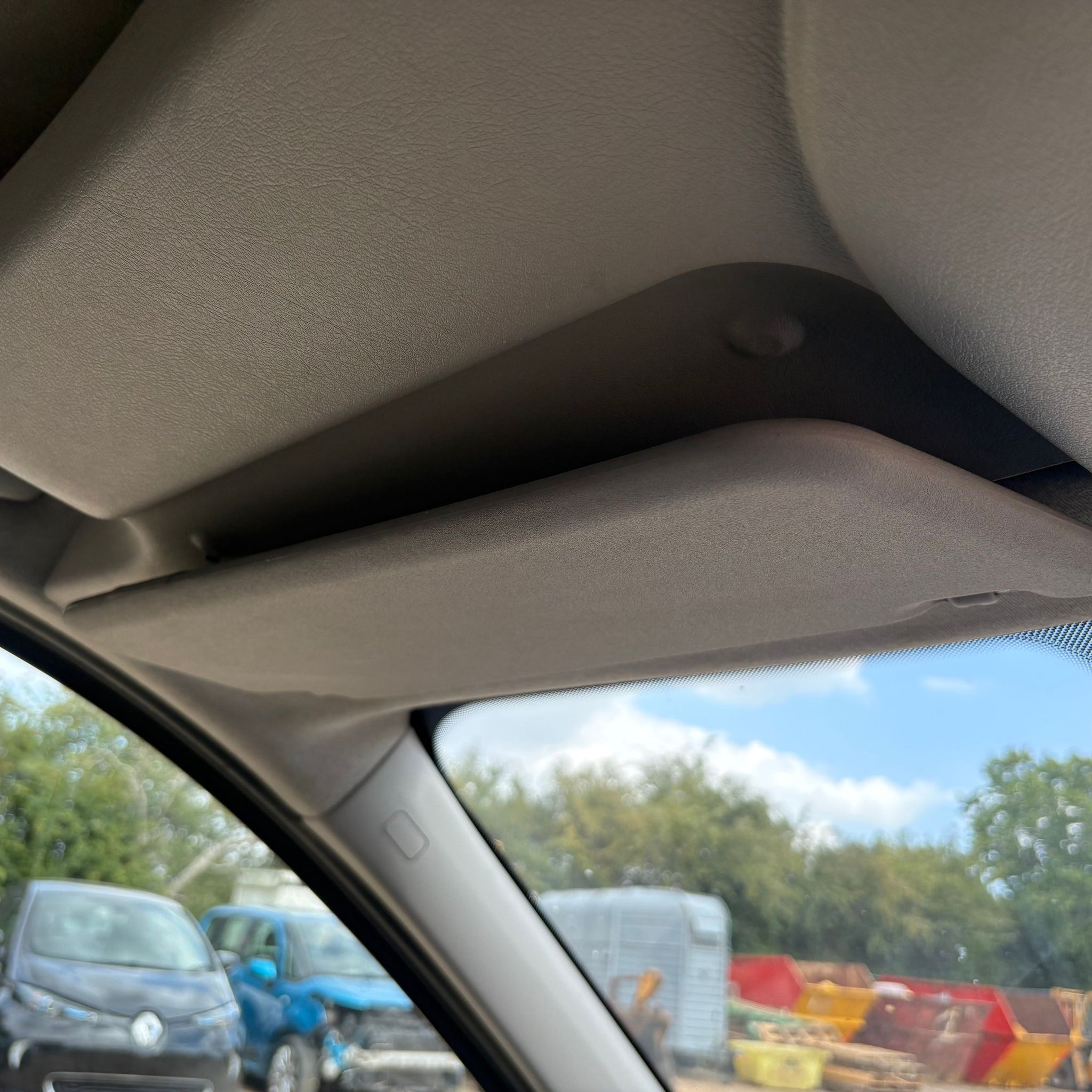 2011 CITROEN DISPATCH LEFT SIDE SUN VISOR